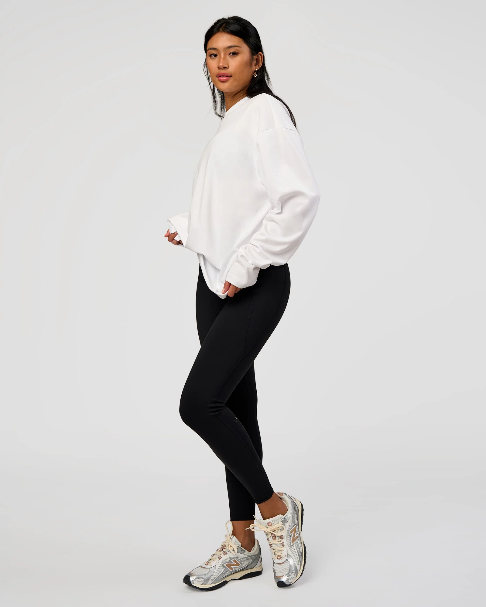 20404-afterdark-zerocrease-long-sleeve-tee-white-9.webp AfterDark ZeroCrease Long Sleeve Tee - White