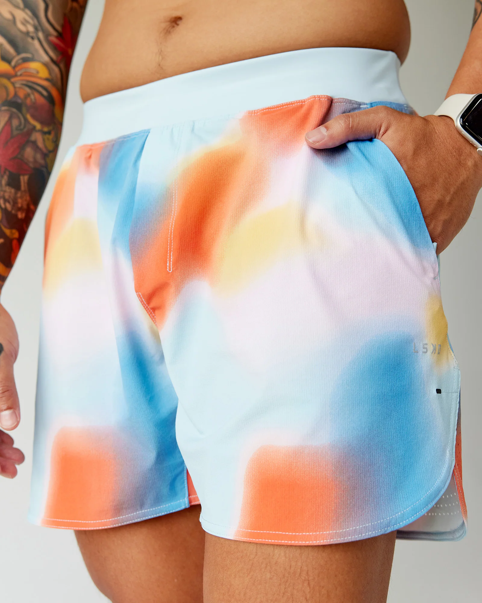 20439-lift-6-short-rainbow-shade-print-5.webp Lift 6" Short - Rainbow Shade Print