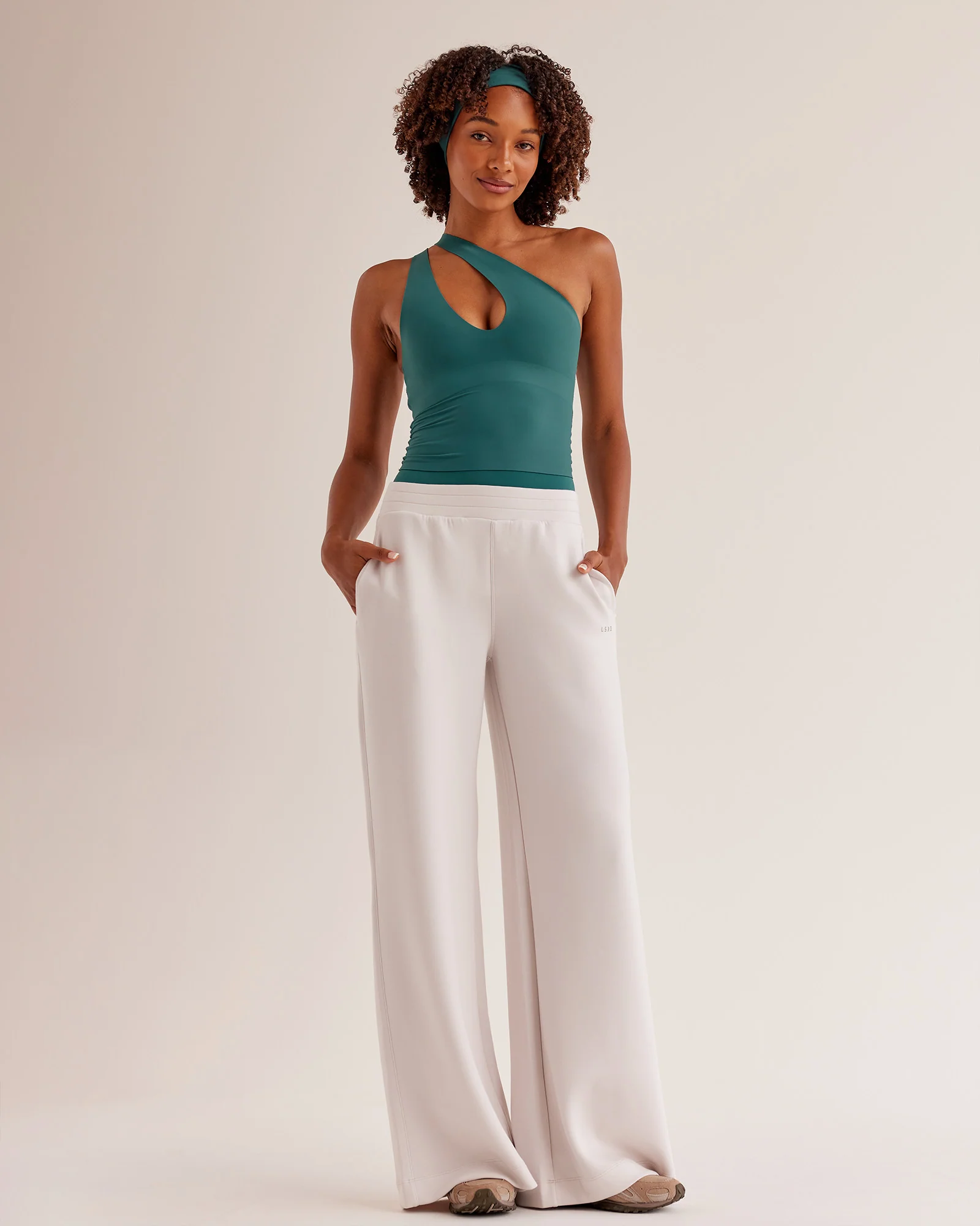 20535-bend-flx-plunge-tank-transformative-teal-6.webp Bend & FLX Plunge Tank - Transformative Teal