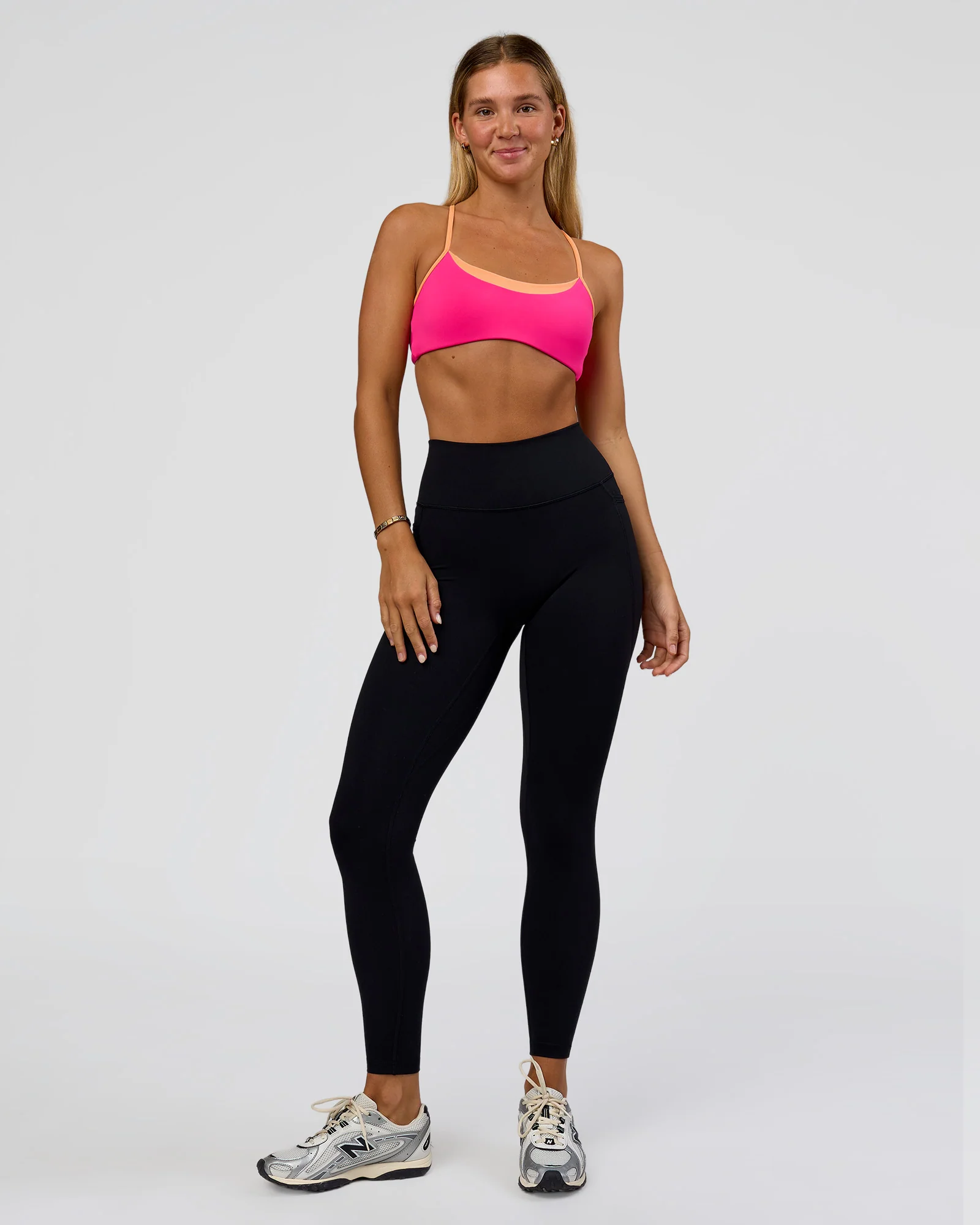 2057-tempo-sports-bra-ultra-pink-cantaloupe-5.webp Tempo Sports Bra - Ultra Pink-Cantaloupe