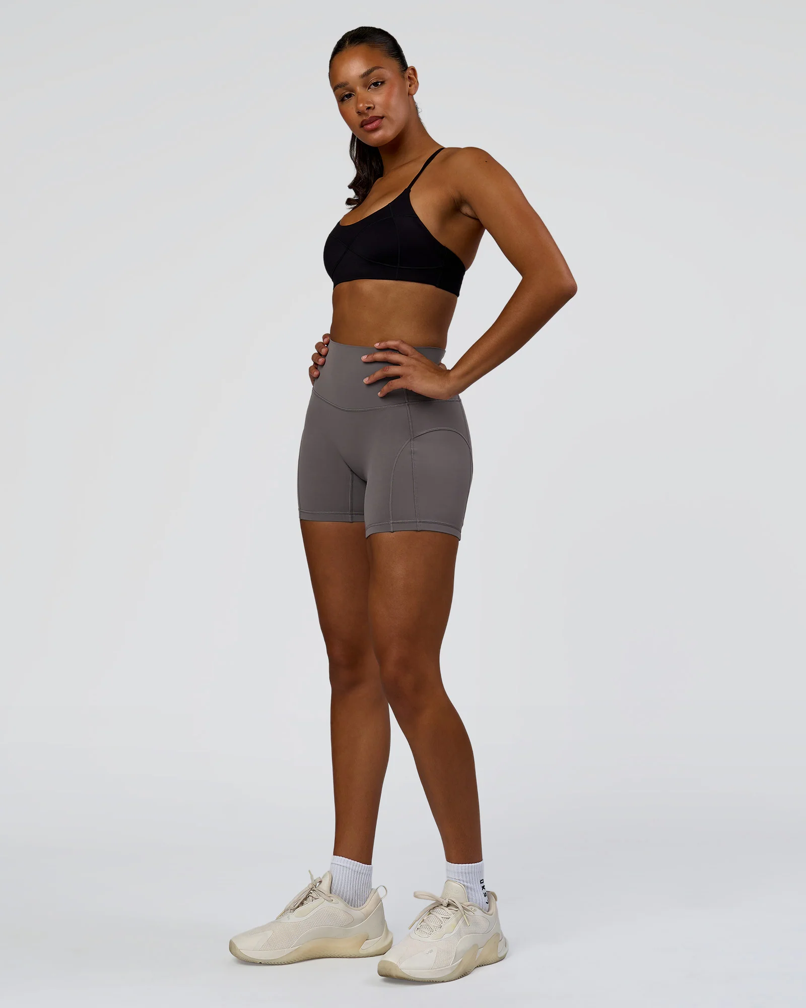 Infinite Contour Sports Bra - Black