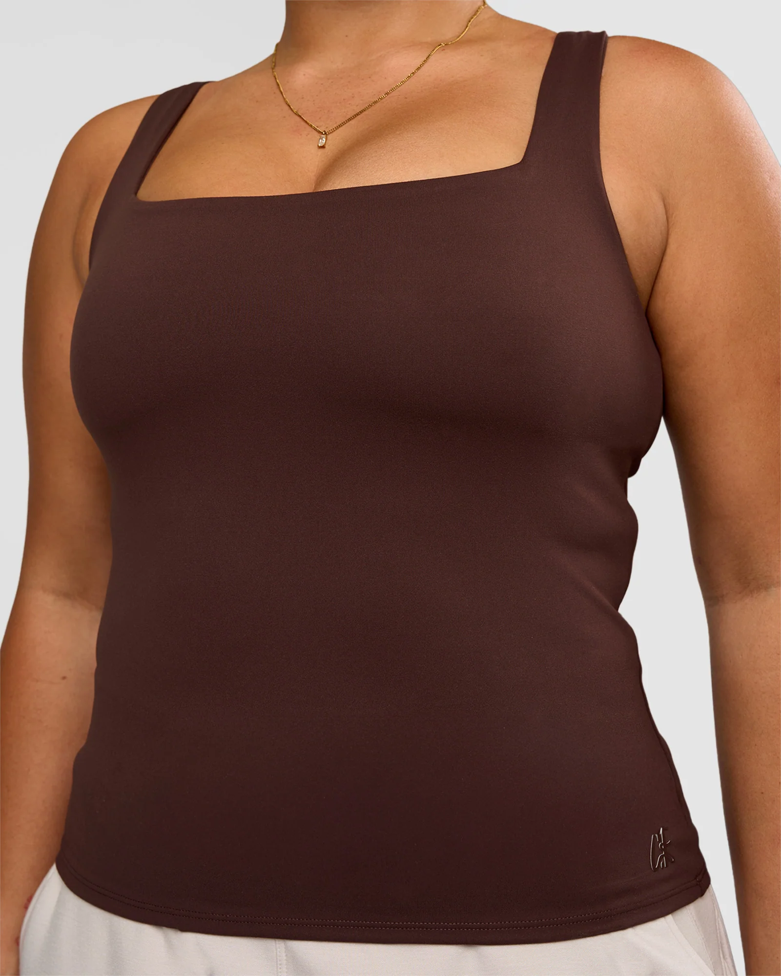 2075-cf-train-hard-shelf-bra-tank-hot-chocolate-9.webp CF Train Hard Shelf Bra Tank - Hot Chocolate