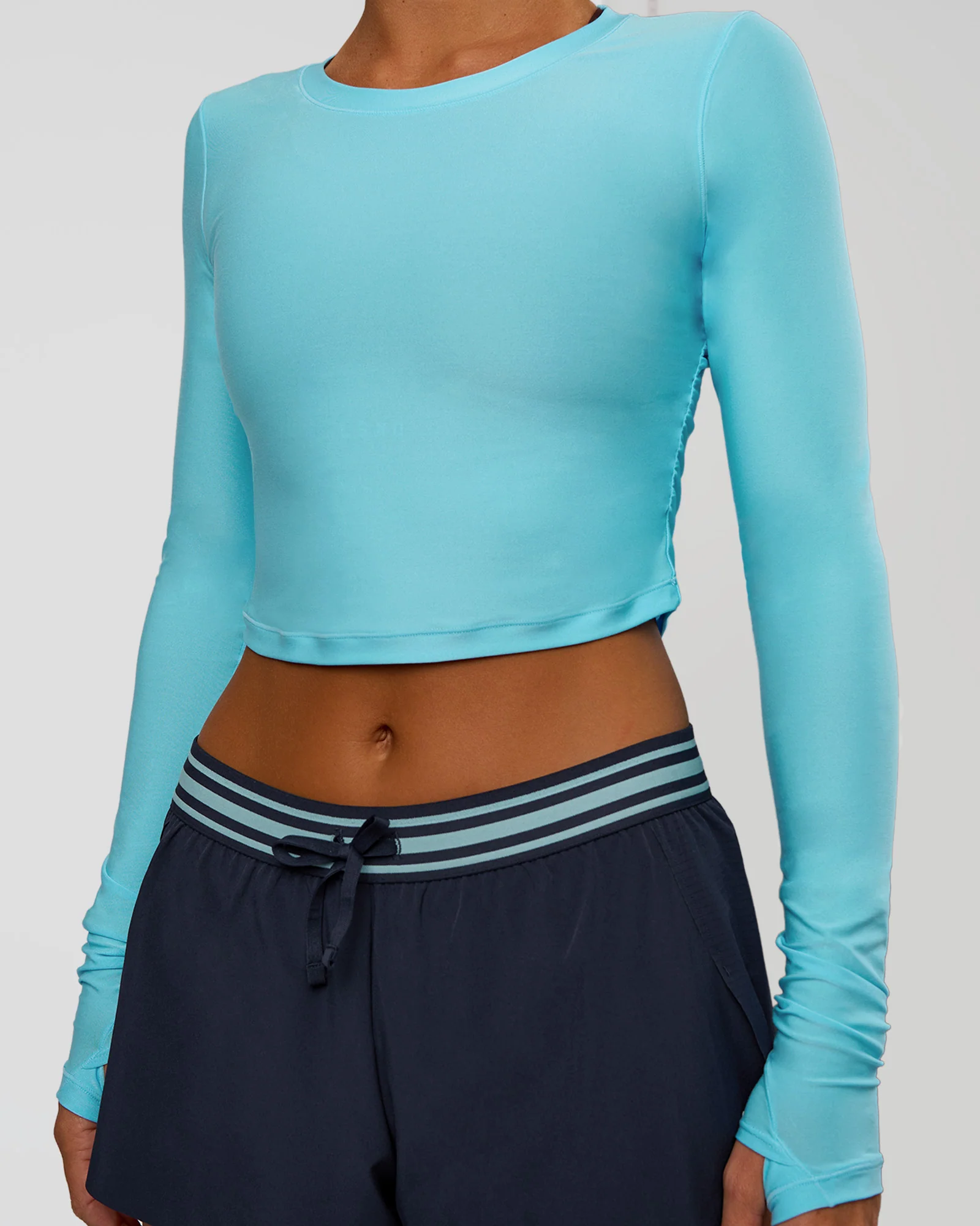 20847-clarity-long-sleeve-tee-baltic-sea-4.webp Clarity Long Sleeve Tee - Baltic Sea