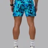 20856-ultraair-5-lined-performance-short-luminous-5.webp UltraAir 5" Lined Performance Short - Luminous