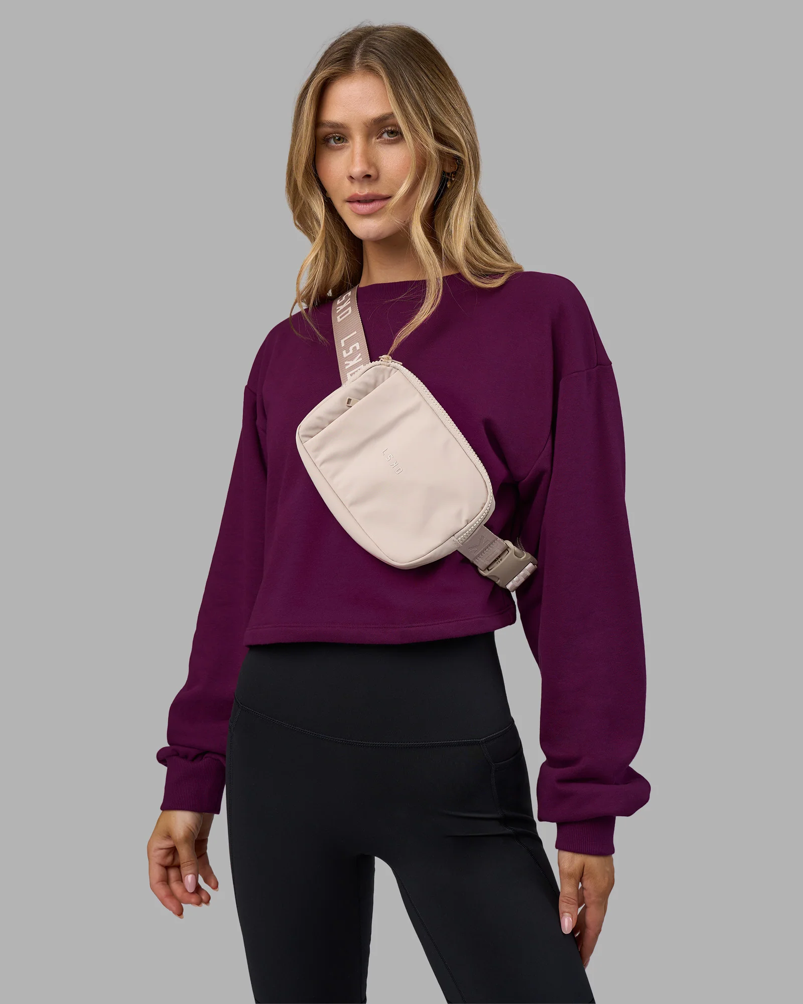 20893-breeze-open-back-sweater-plum-caspia-plum-caspia-4.webp Breeze Open Back Sweater - Plum Caspia-Plum Caspia
