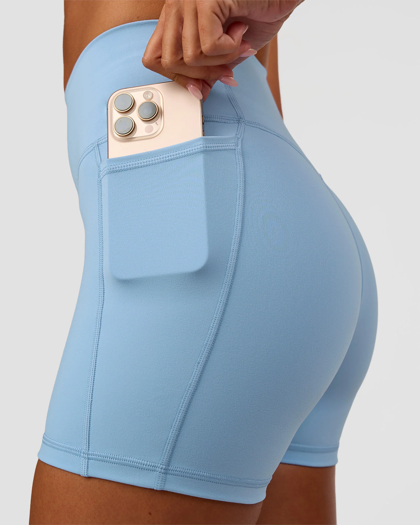 209-fusion-ultra-high-rise-4-short-pockets-open-air-5.webp Fusion Ultra High-Rise 4" Short Pockets - Open Air