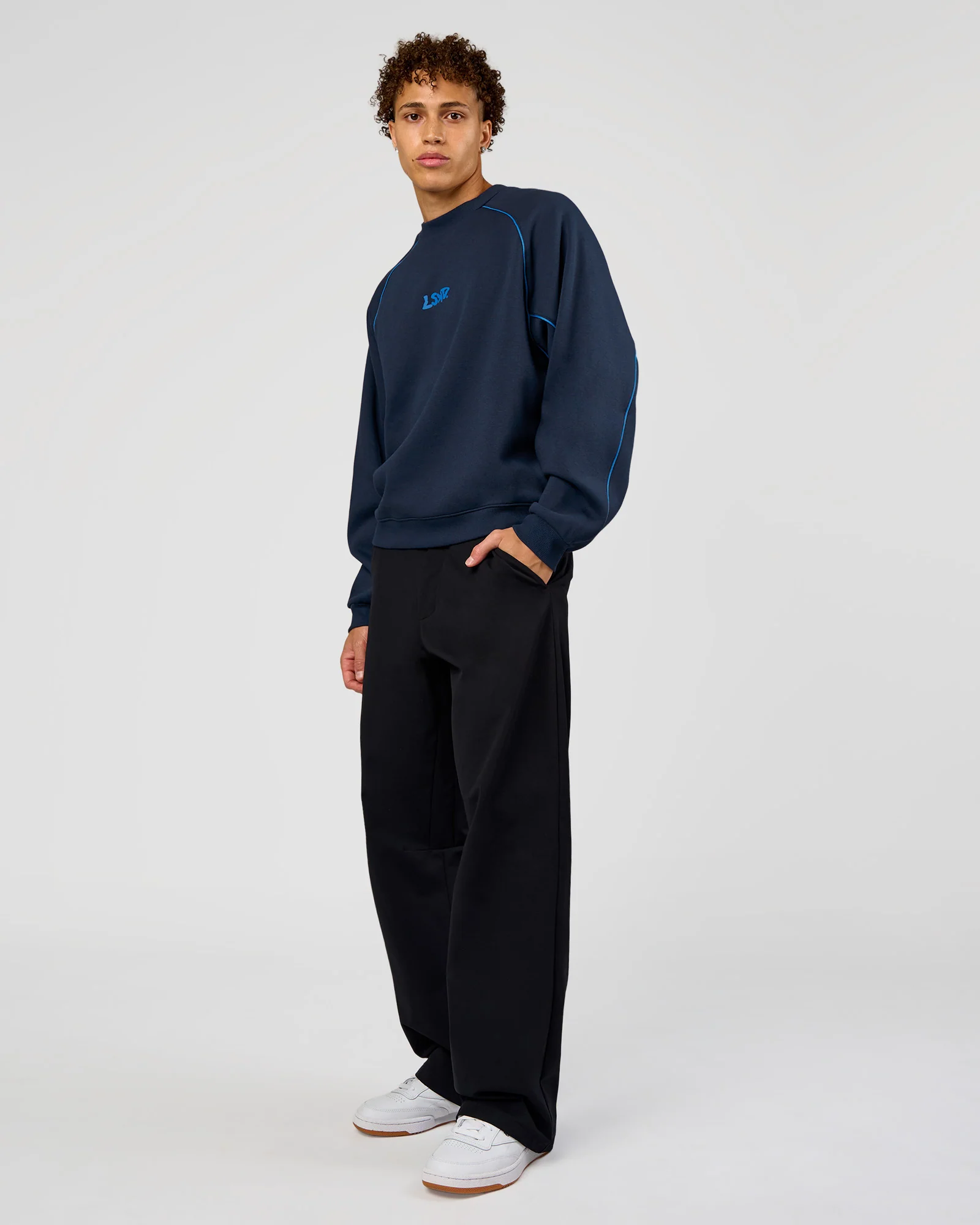 20926-axis-boxy-crew-sweater-future-navy-palace-blue-3.webp Axis Boxy Crew Sweater - Future Navy-Palace Blue