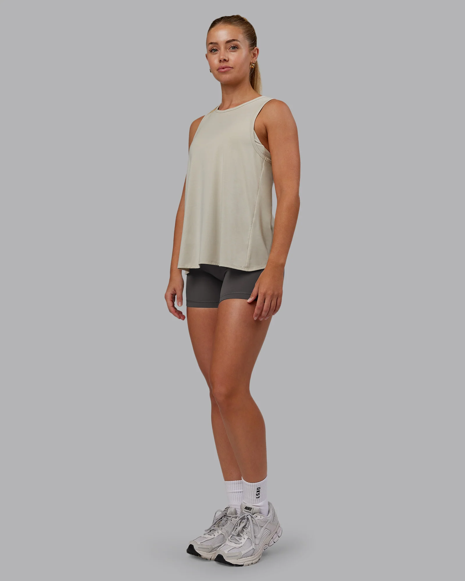 20952-breeze-training-tank-shale-beige-3.webp Breeze Training Tank - Shale Beige