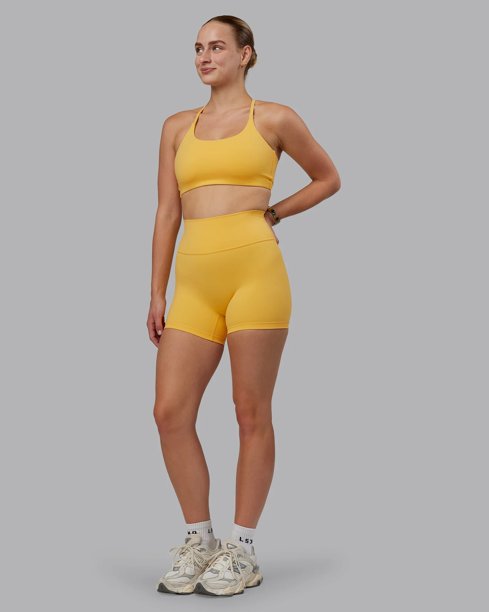Fusion Ultra High-Rise 4" Short - Banana Cream