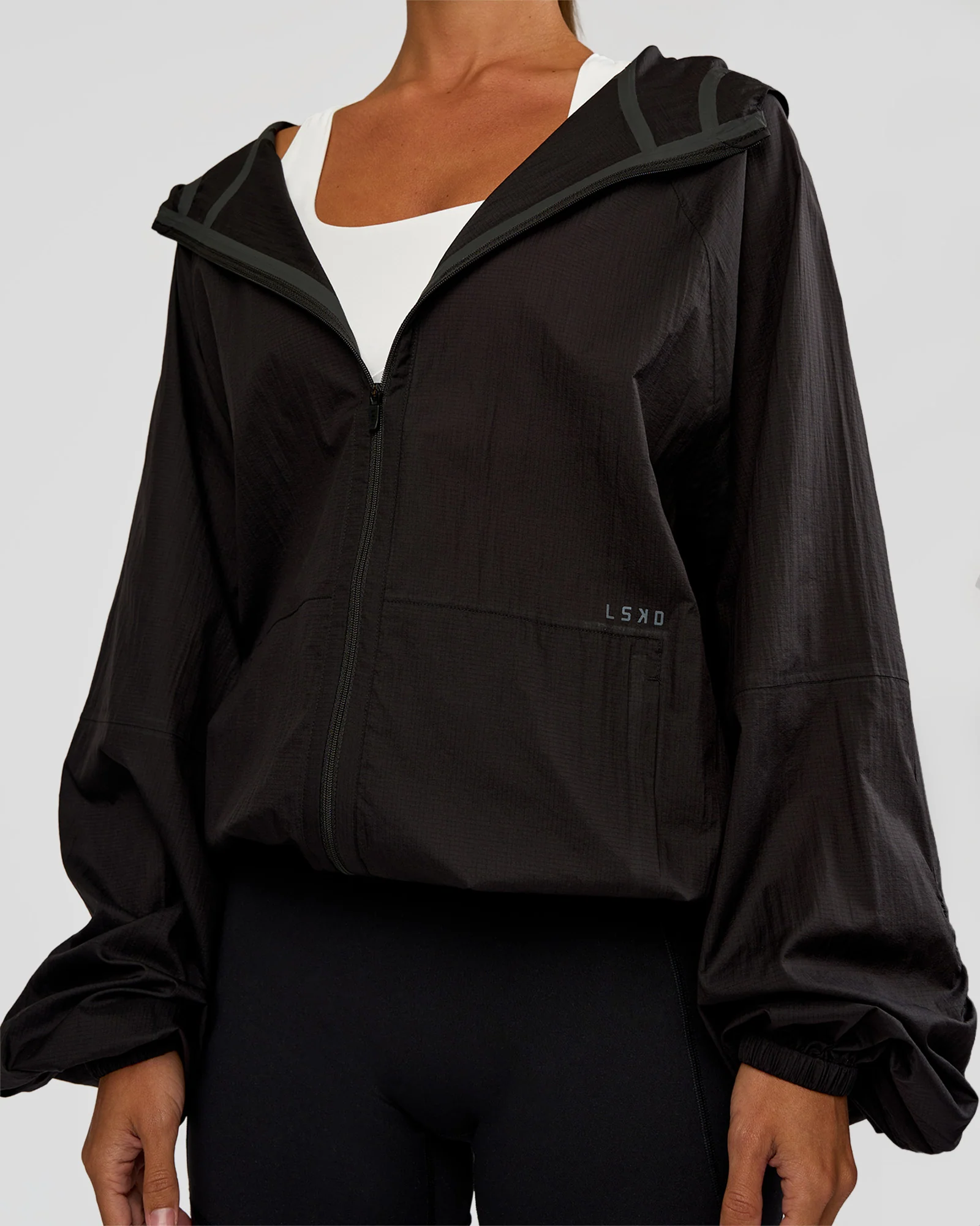21090-run-light-jacket-black-8.webp Run Light Jacket - Black