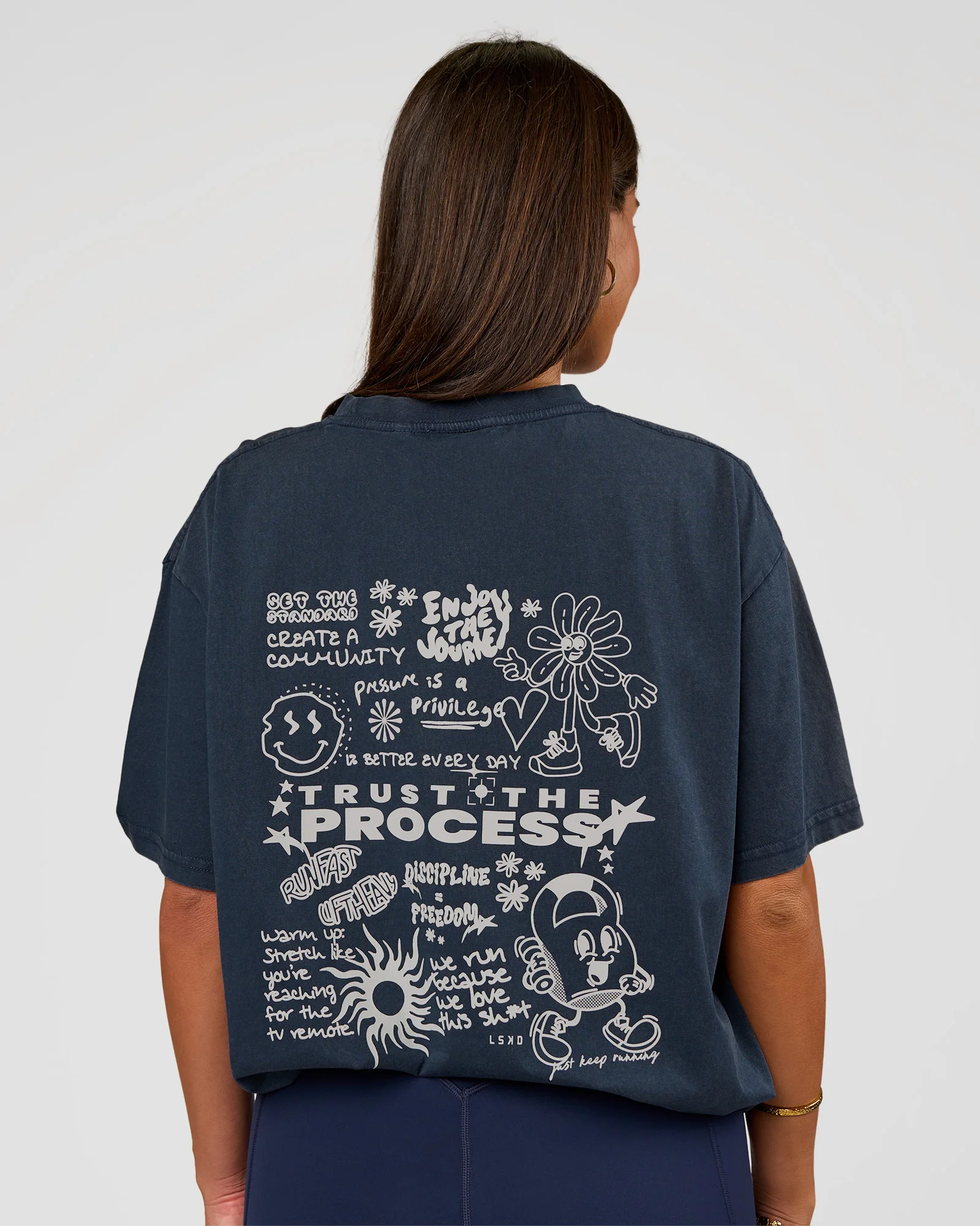 21231-built-on-values-oversized-washed-tee-future-navy-washed-white-1.webp Built On Values Oversized Washed Tee - Future Navy Washed-White