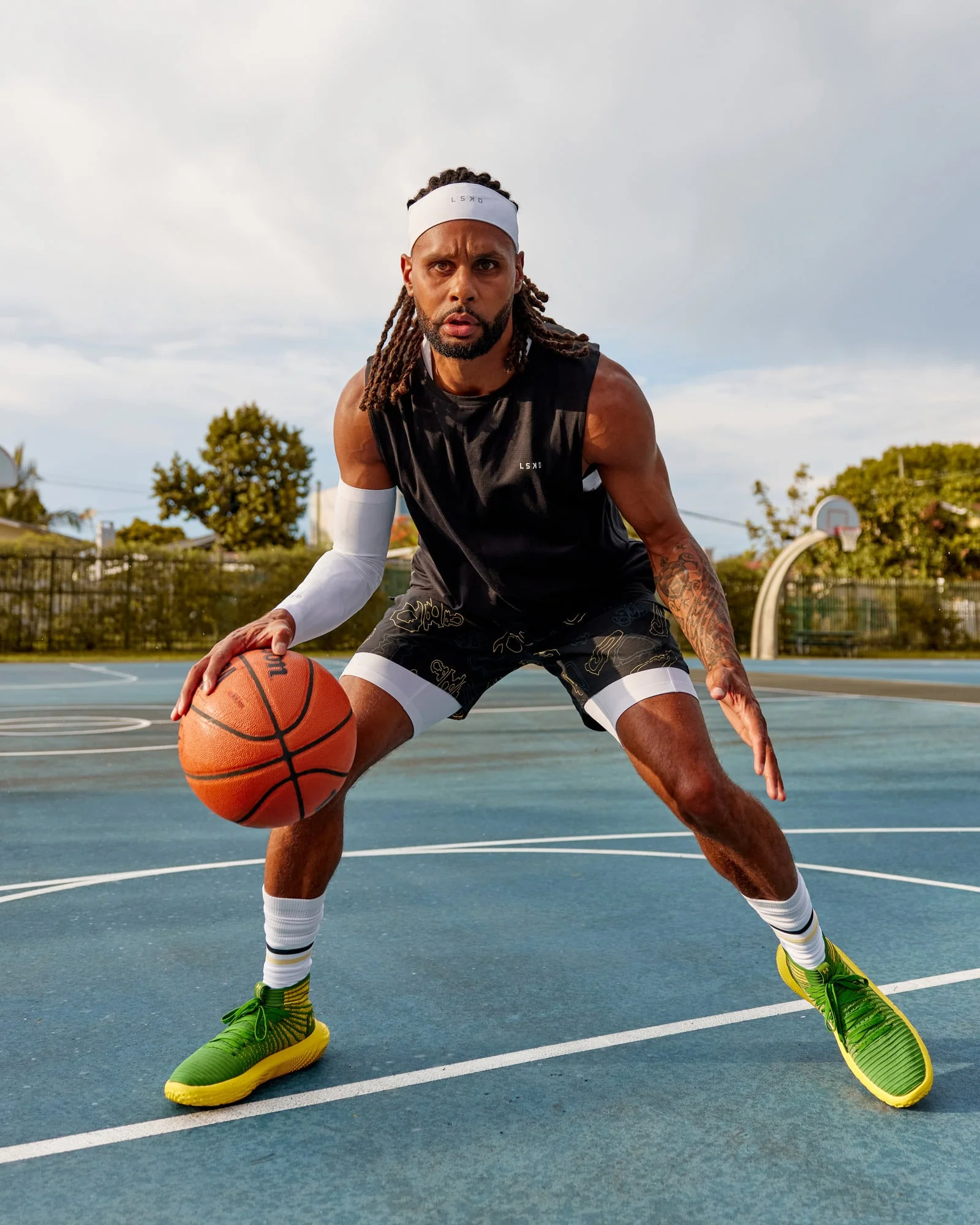 Patty Mills Challenger 6" Performance Short - Black-Vital Green