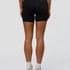 2126-liberate-high-rise-6-short-pockets-black-cocoa-powder-8.webp Liberate High-Rise 6" Short Pockets - Black-Cocoa Powder