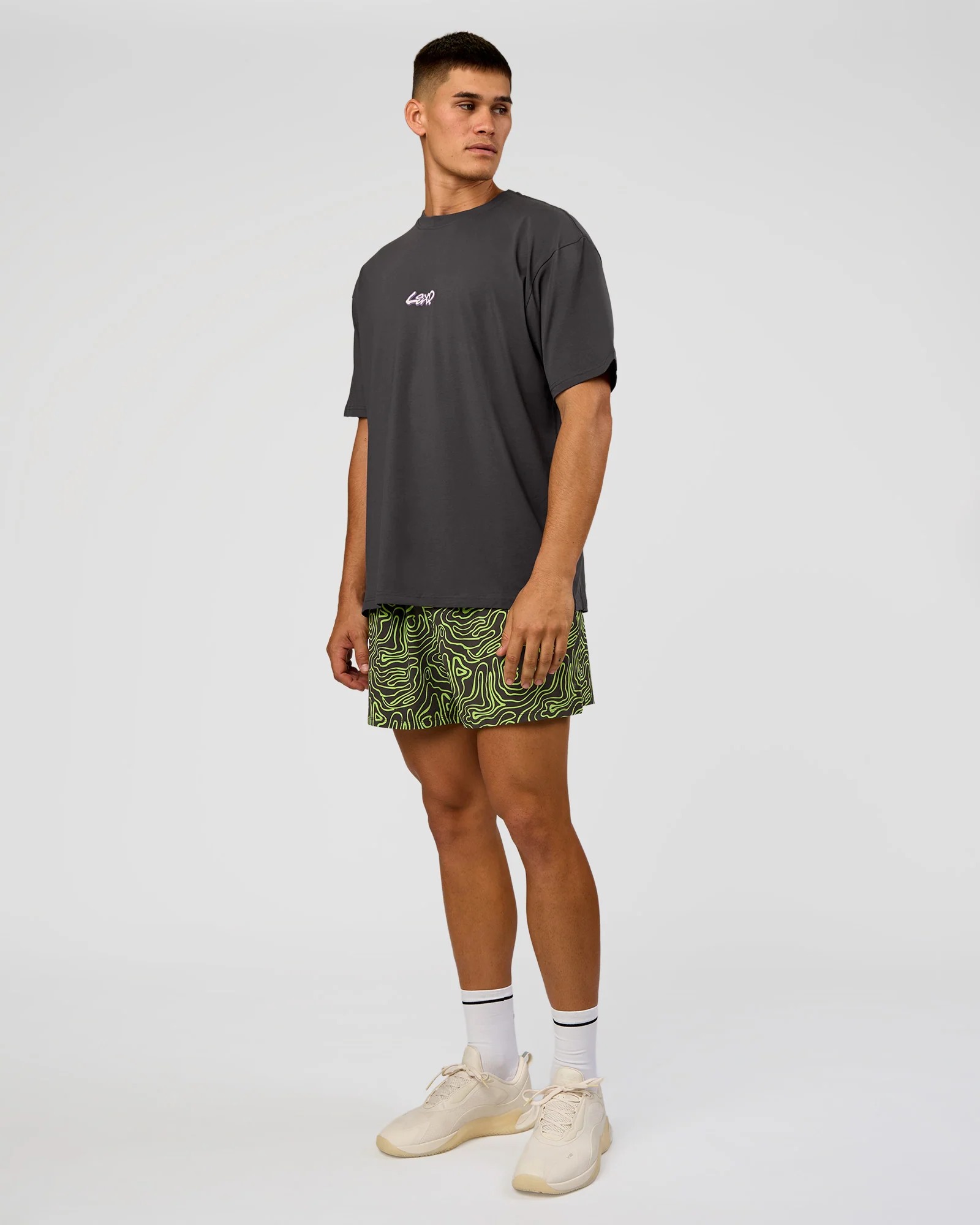 21301-functional-training-5-short-friction-print-hyper-green-5.webp Functional Training 5" Short - Friction Print Hyper Green