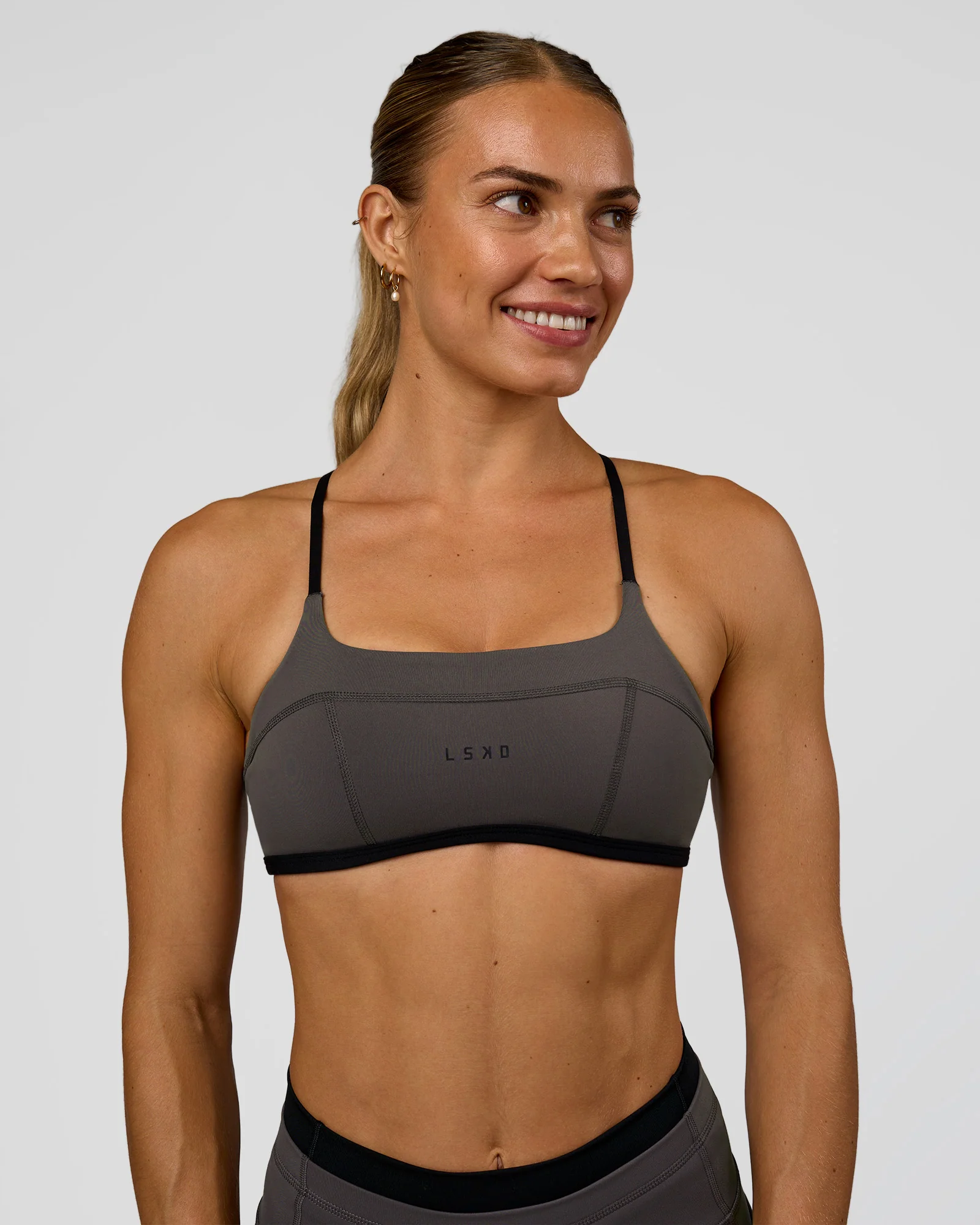2170-liberate-sports-bra-duskstone-black-1.webp Liberate Sports Bra - Duskstone-Black