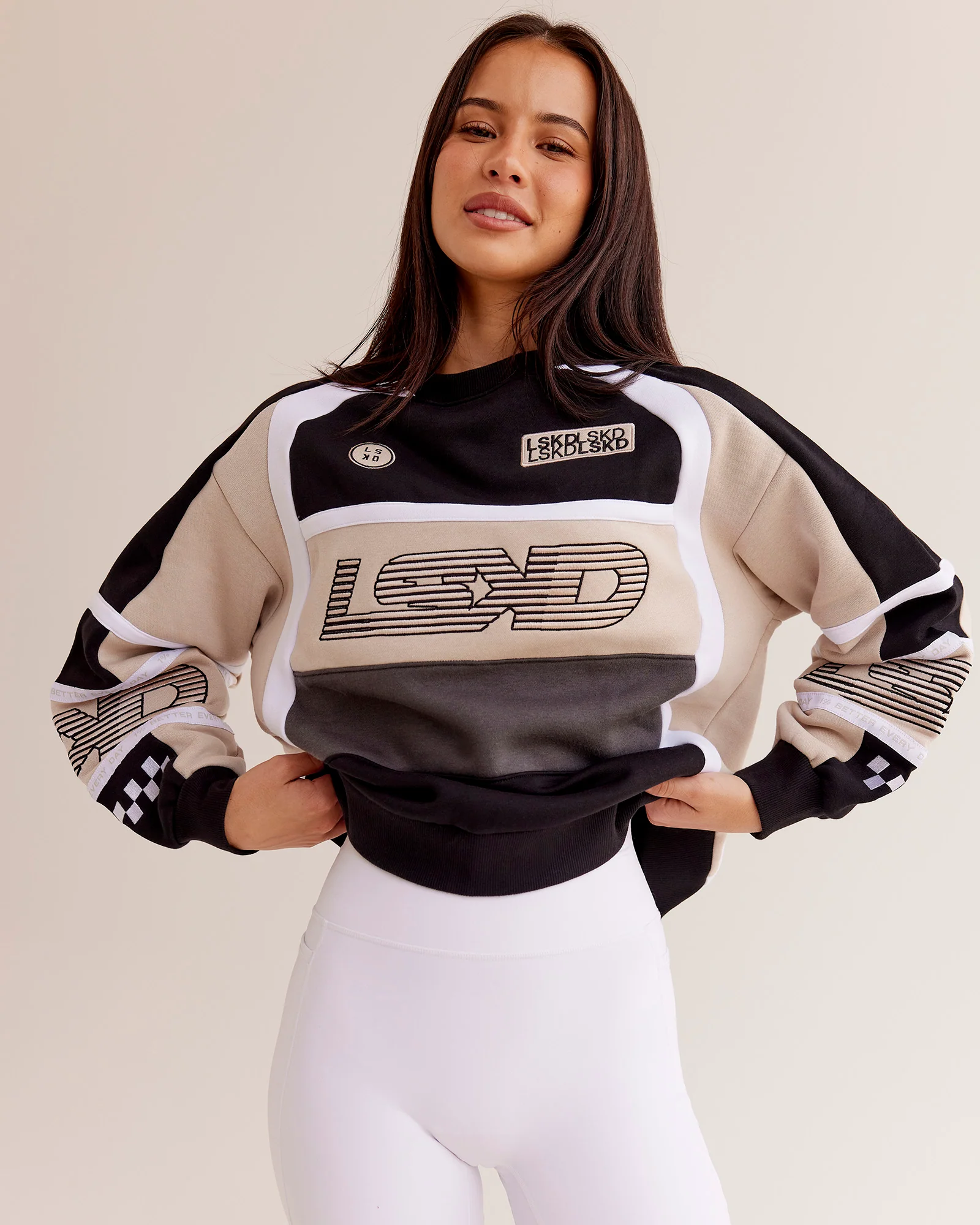 218-power-sweater-black-shale-beige-7.webp Power Sweater - Black-Shale Beige