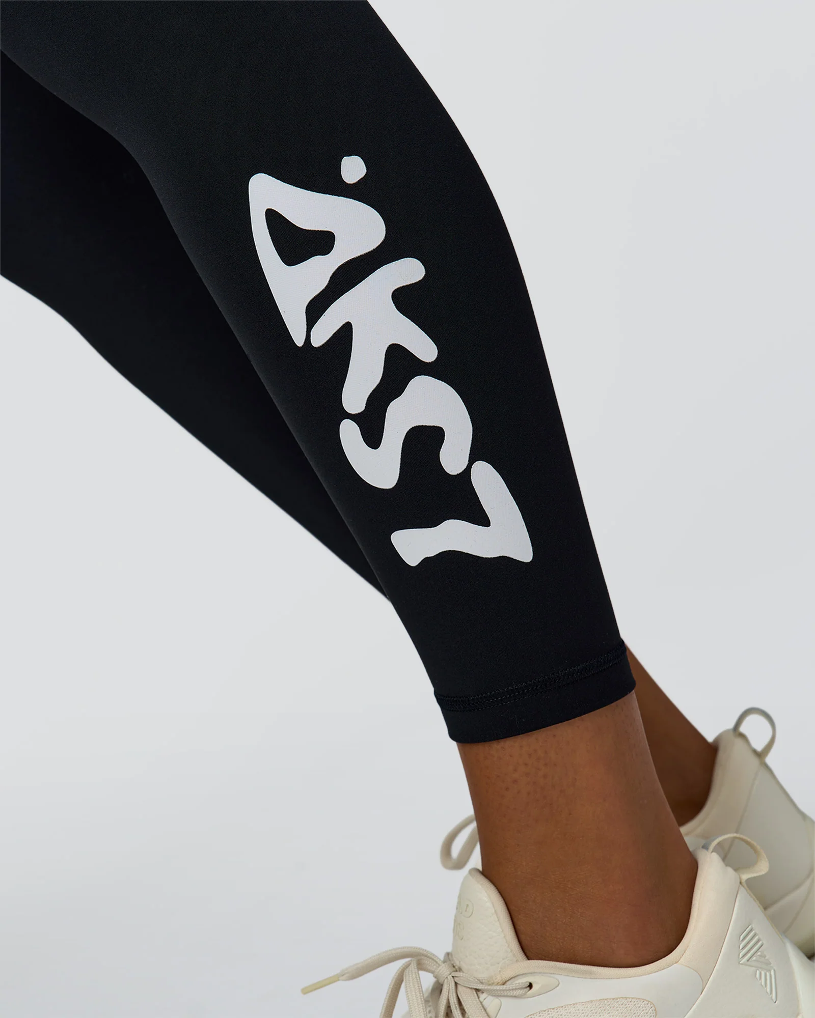 2188-rep-street-script-ultra-high-rise-full-length-legging-pockets-black-white-2.webp Rep Street Script Ultra High-Rise Full Length Legging Pockets - Black-White