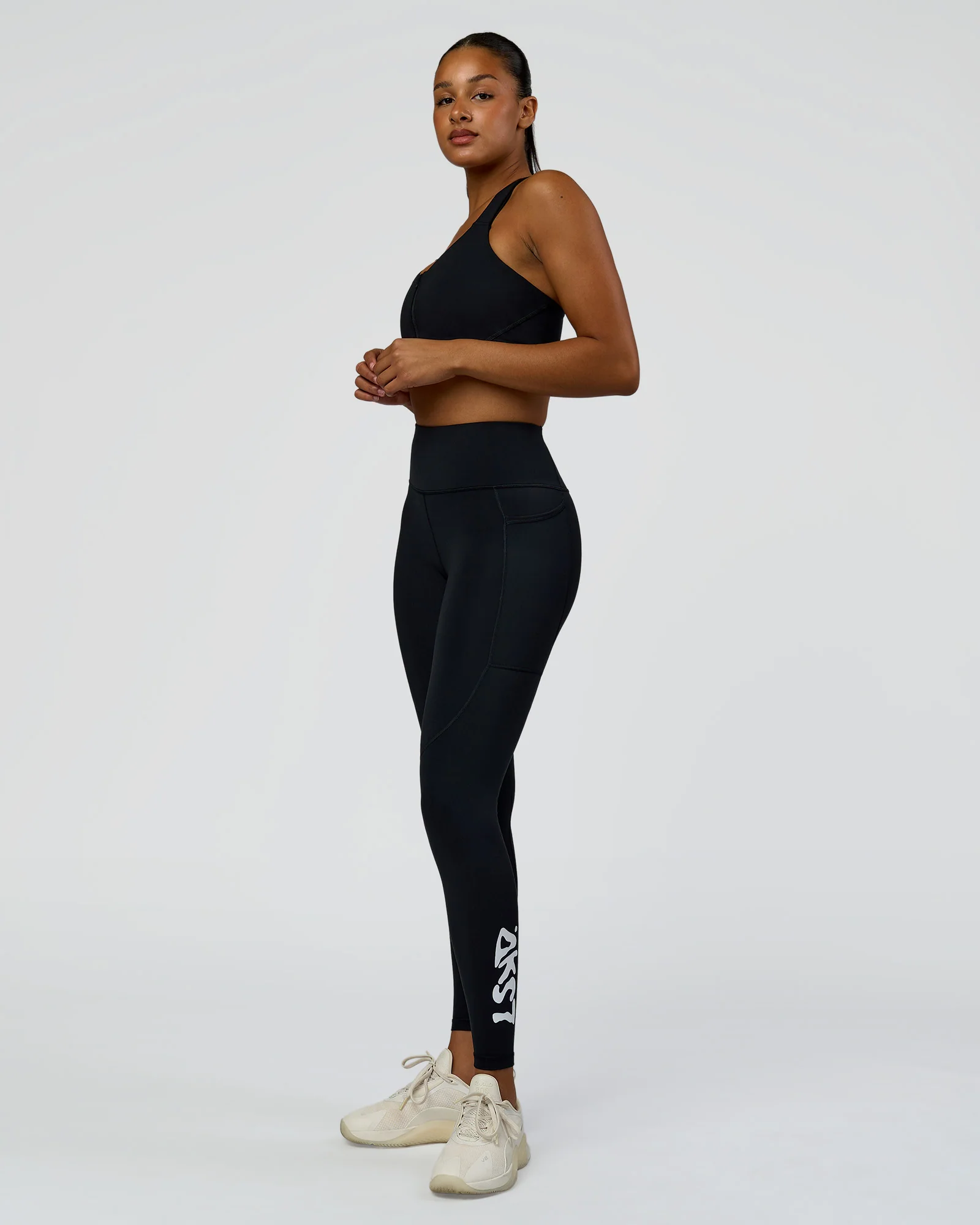 2188-rep-street-script-ultra-high-rise-full-length-legging-pockets-black-white-6.webp Rep Street Script Ultra High-Rise Full Length Legging Pockets - Black-White