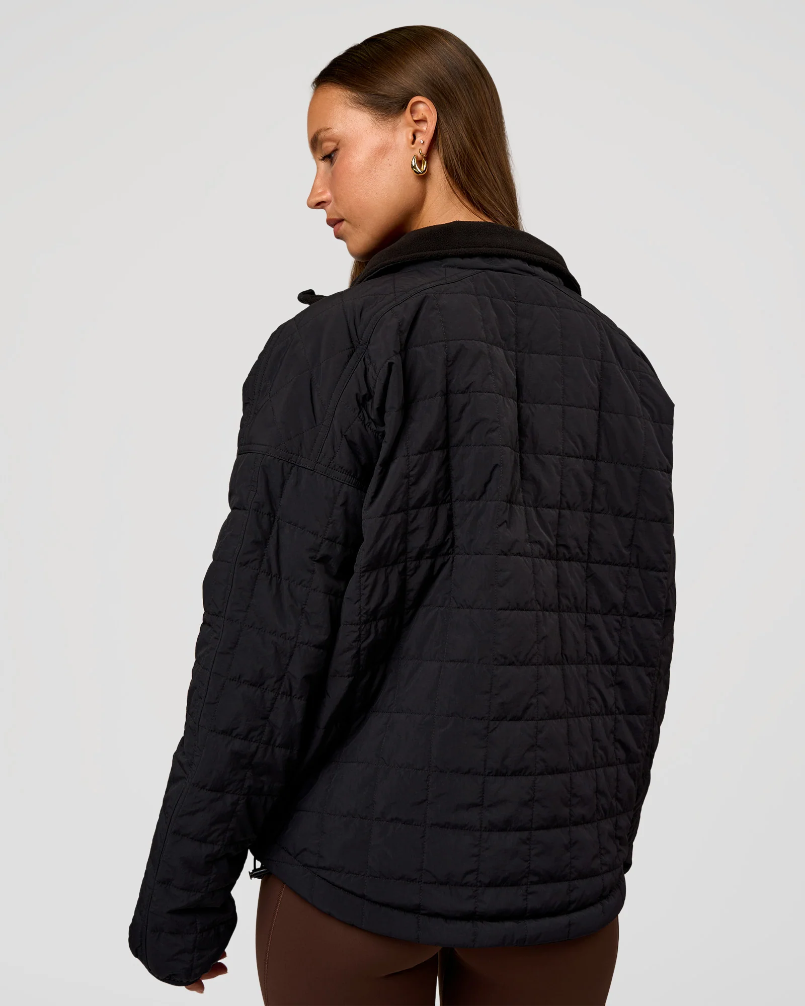 2206-thrive-reversible-jacket-black-4.webp Thrive Reversible Jacket - Black