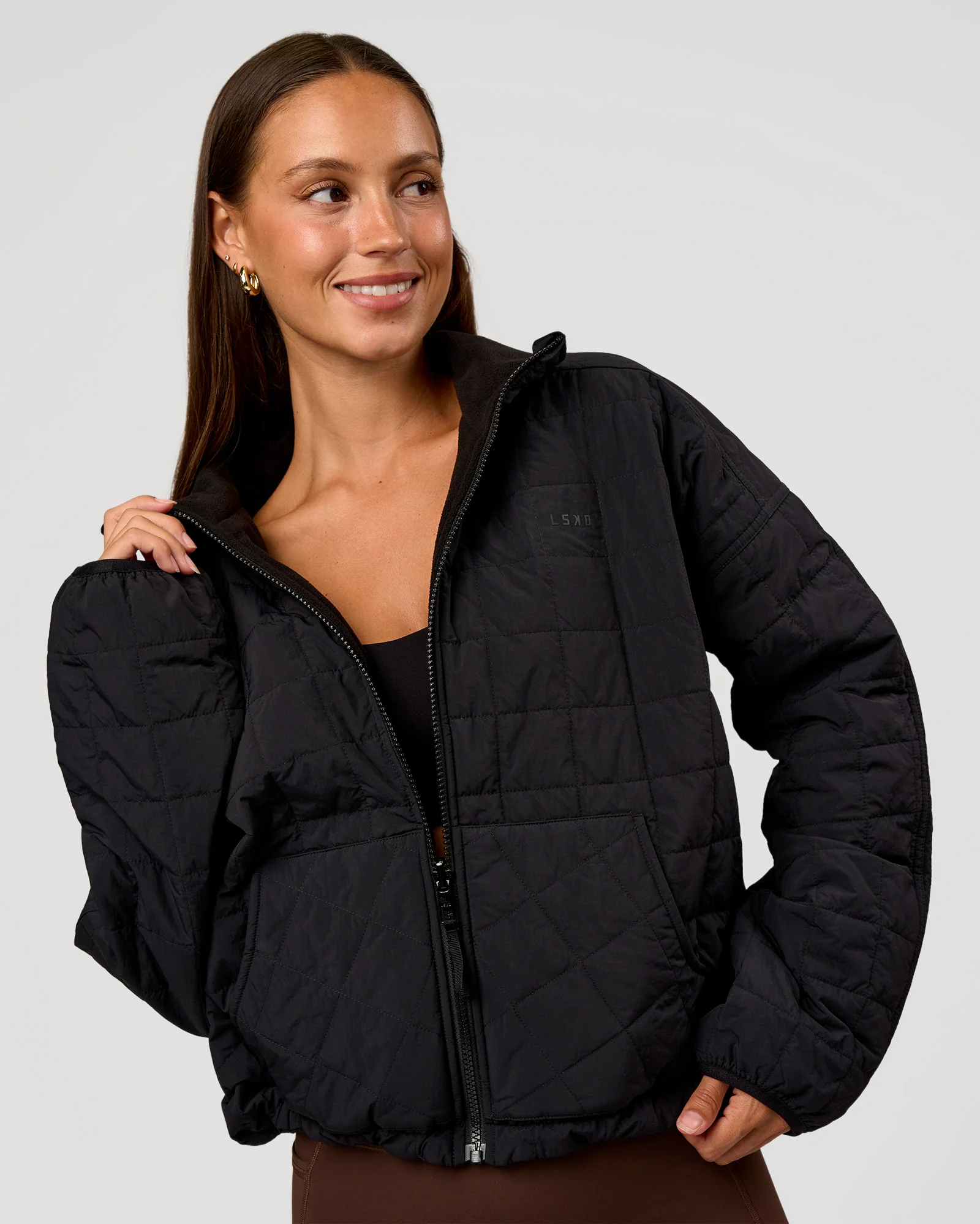 2206-thrive-reversible-jacket-black-9.webp Thrive Reversible Jacket - Black