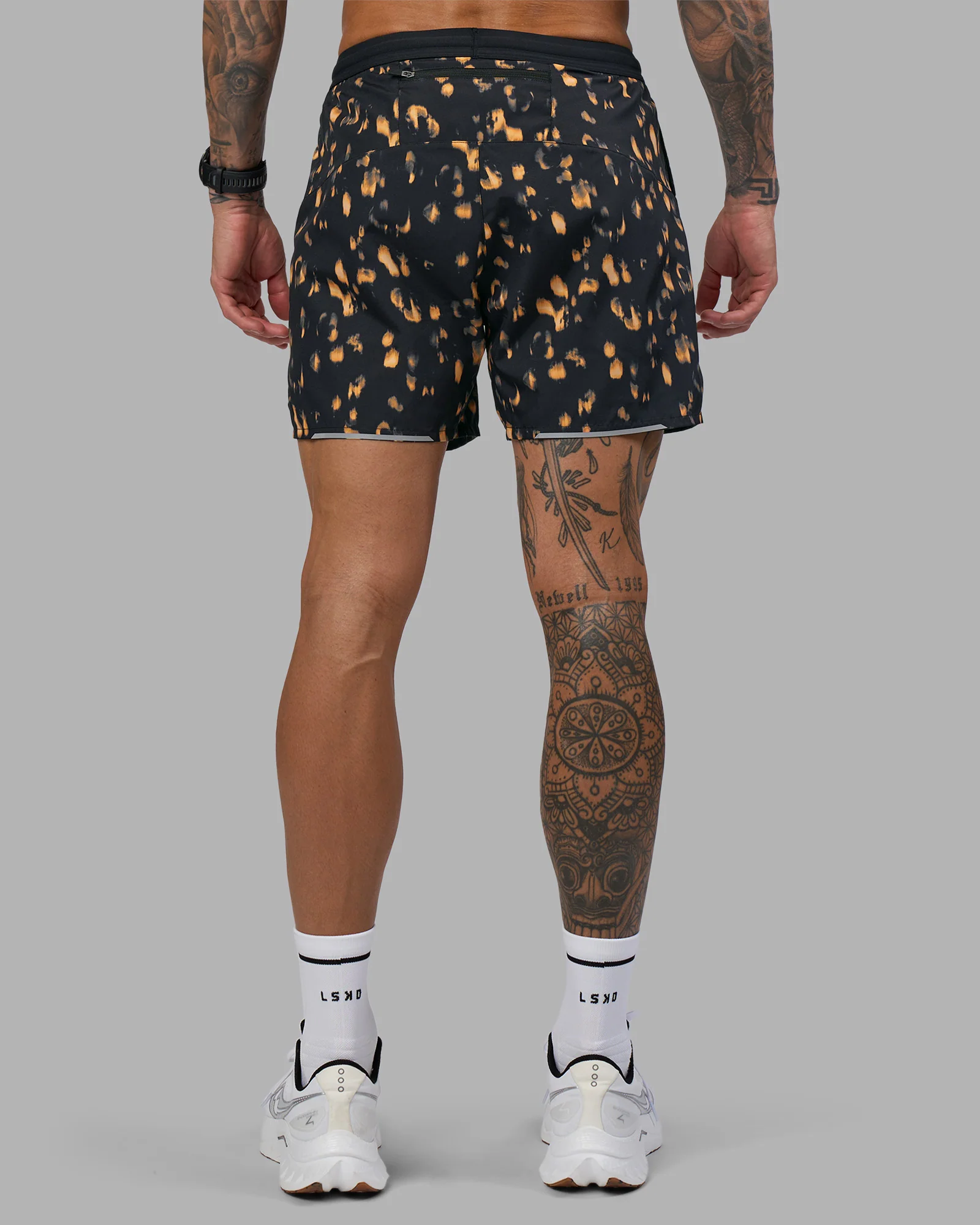2215-pace-5-lined-running-short-markings-black-print-5.webp Pace 5" Lined Running Short - Markings Black Print