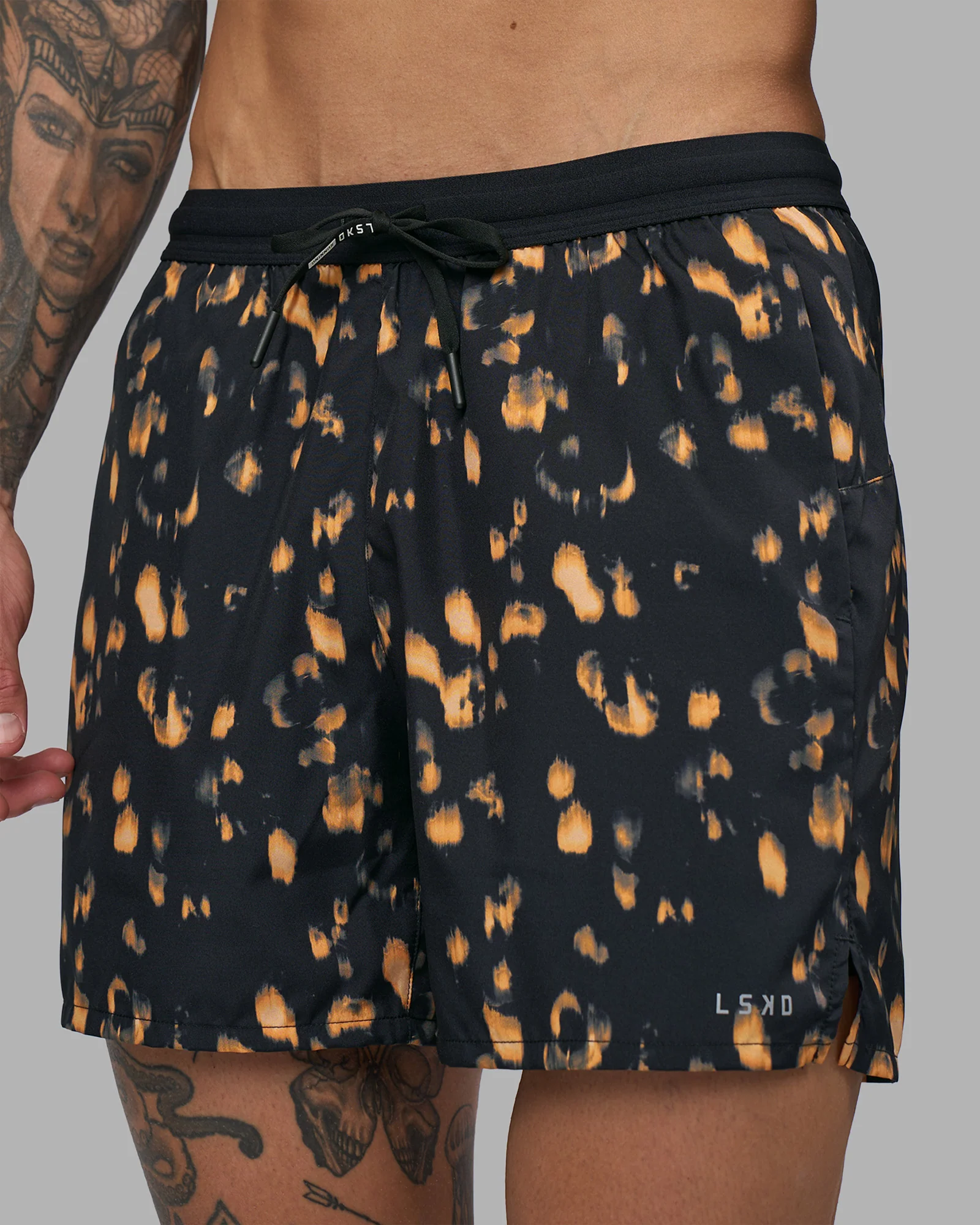2215-pace-5-lined-running-short-markings-black-print-6.webp Pace 5" Lined Running Short - Markings Black Print
