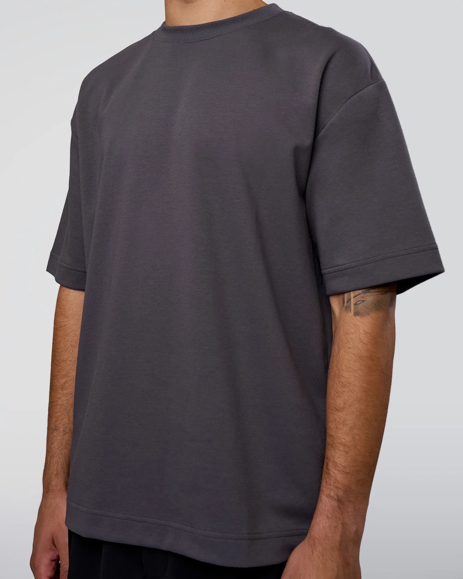 227-afterdark-zerocrease-oversized-tee-dark-storm-11.webp AfterDark ZeroCrease Oversized Tee - Dark Storm