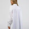 2294-go-to-oversized-shirt-white-3.webp Go-To Oversized Shirt - White