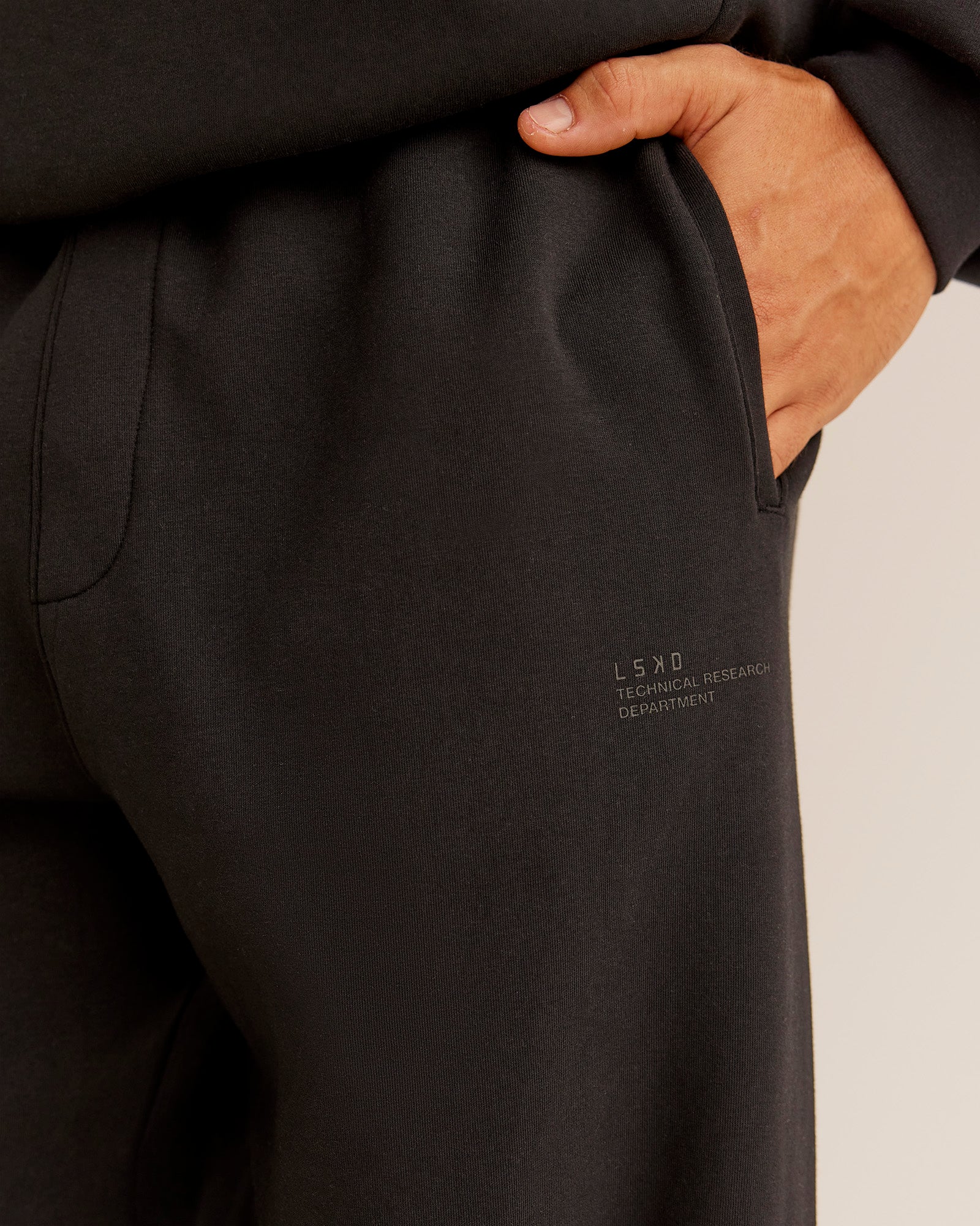2310-afterdark-zerocrease-straight-leg-pant-black-2.jpg AfterDark ZeroCrease Straight Leg Pant - Black