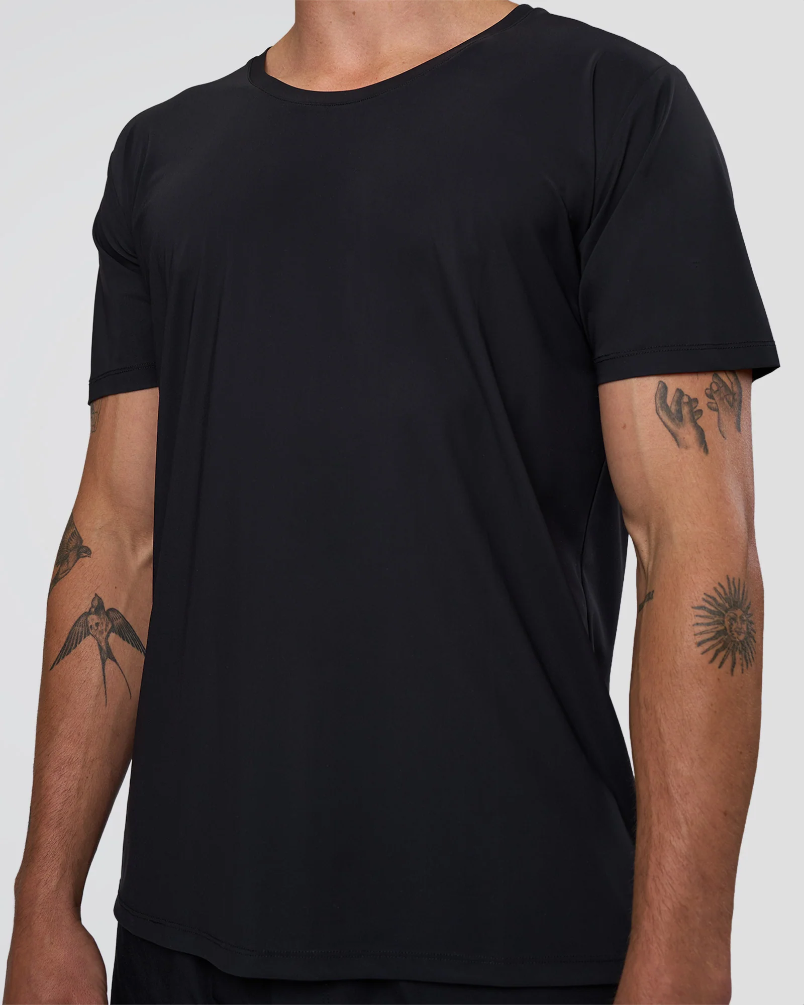 2398-cadence-swift-tee-black-6.webp Cadence Swift Tee - Black