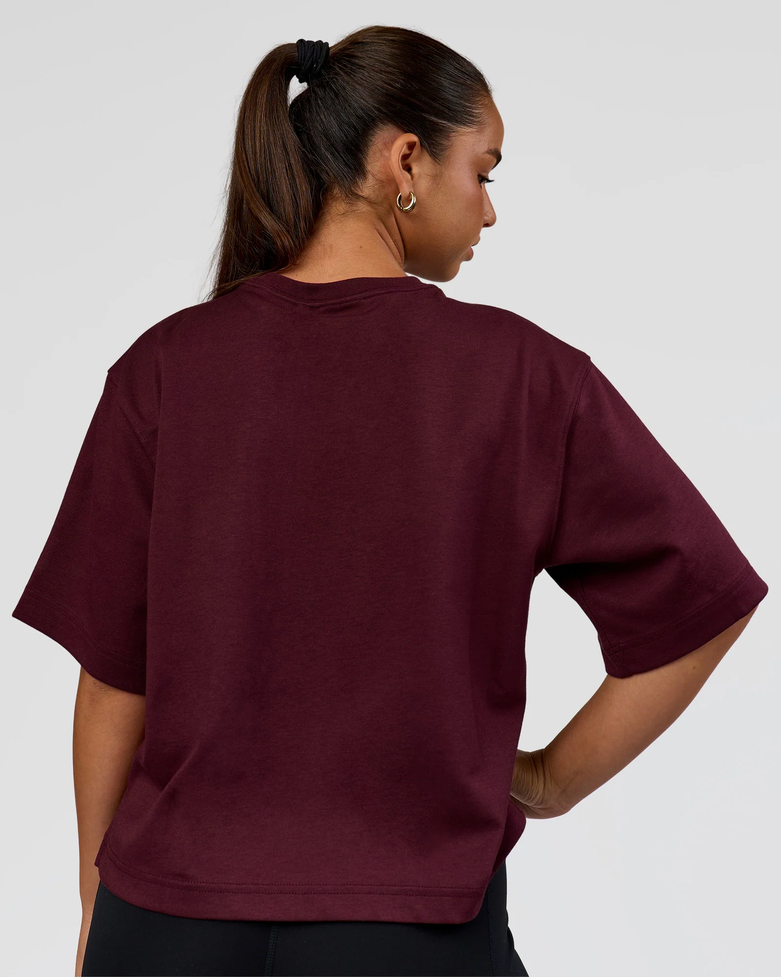 2415-afterdark-zerocrease-cropped-tee-cherry-lacquer-5.webp AfterDark ZeroCrease Cropped Tee - Cherry Lacquer