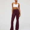 2424-flow-bonded-scoop-neck-sports-bra-white-3.webp Flow Bonded Scoop Neck Sports Bra - White