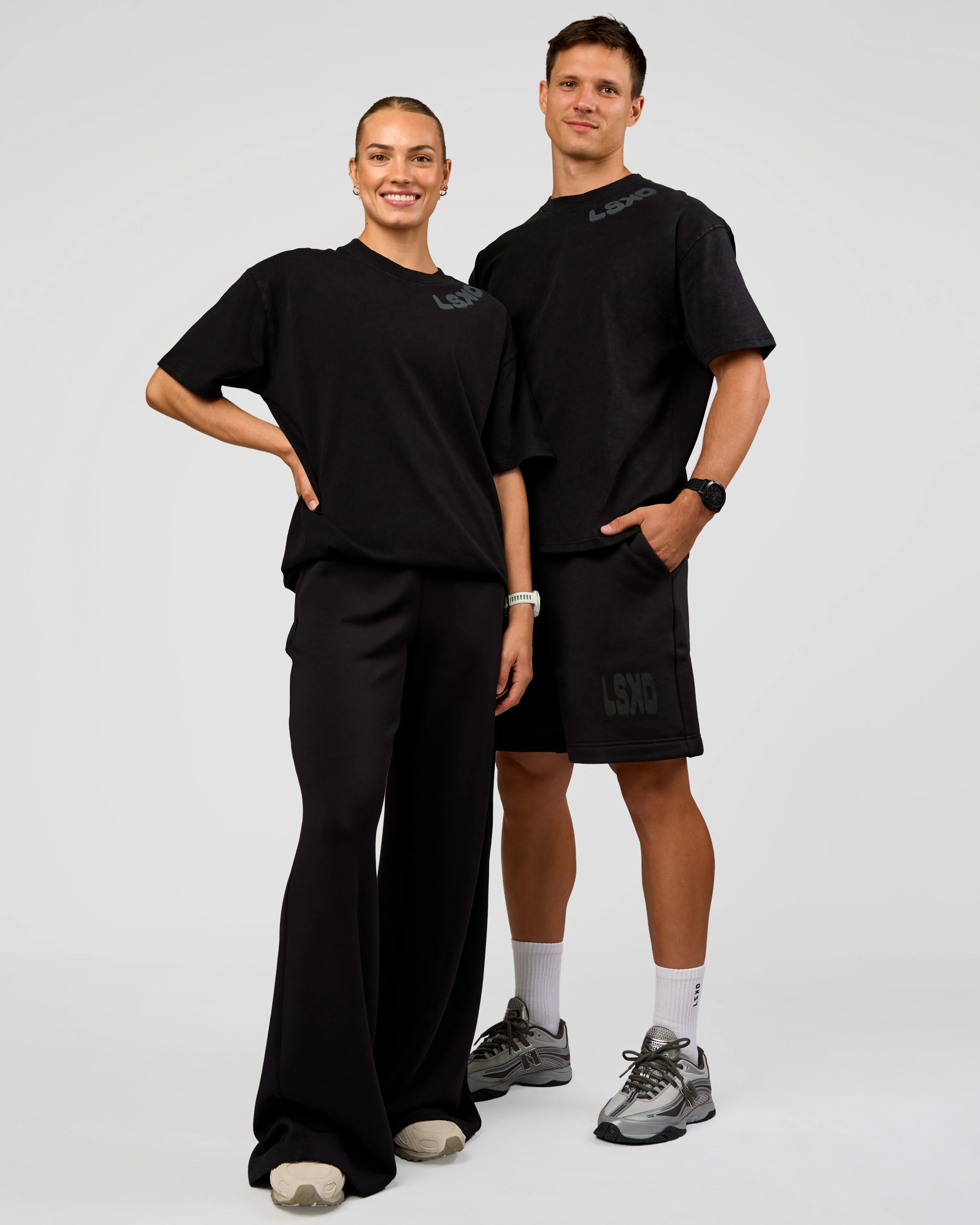 2433-offset-heavyweight-unisex-oversized-tee-black-washed-castlerock-1.webp Offset Heavyweight Unisex Oversized Tee - Black Washed-Castlerock