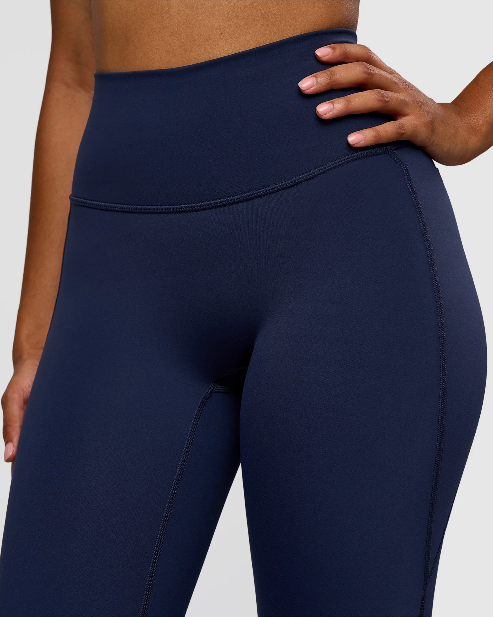 254-fusion-v-contour-high-rise-flared-legging-pockets-future-navy-10.webp Fusion V-Contour High-Rise Flared Legging Pockets - Future Navy