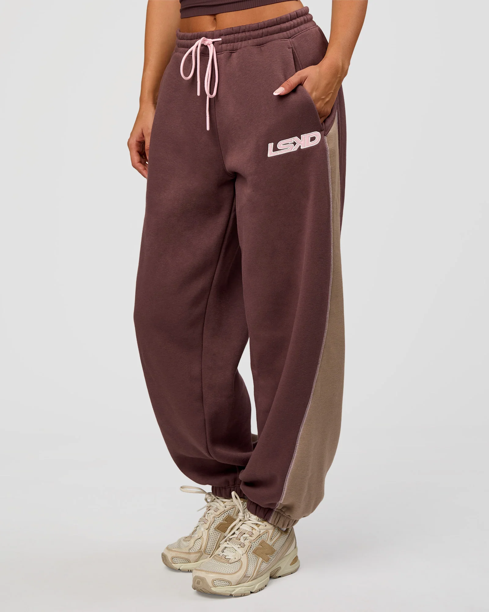 Power Play Stitch Up Fleece Sweat Pant - Cocoa Powder-Marshmallow