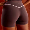 Pinnacle High-Rise 4" Short - Cocoa Powder-Off White