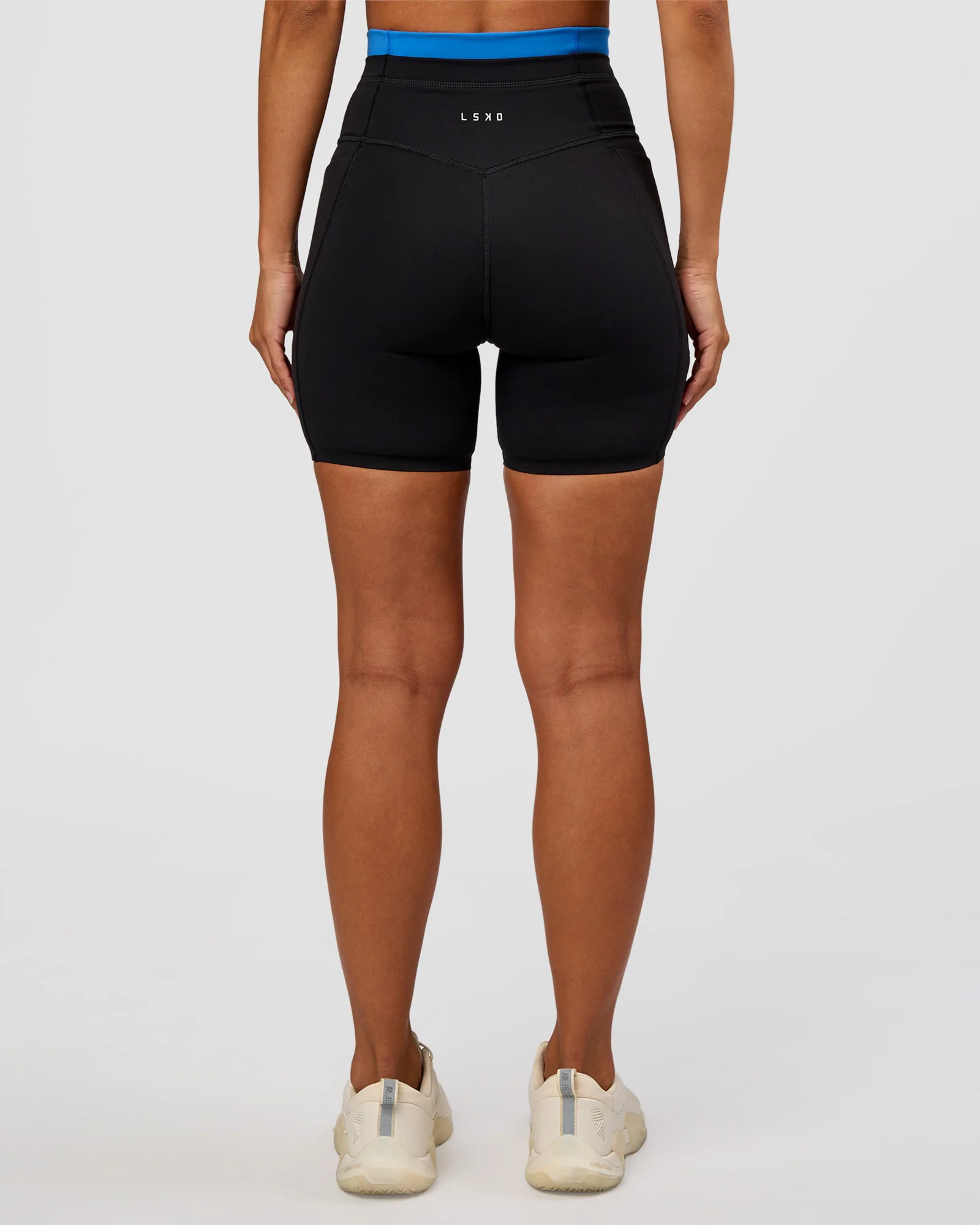 2677-liberate-high-rise-6-short-pockets-black-palace-blue-7.webp Liberate High-Rise 6" Short Pockets - Black-Palace Blue
