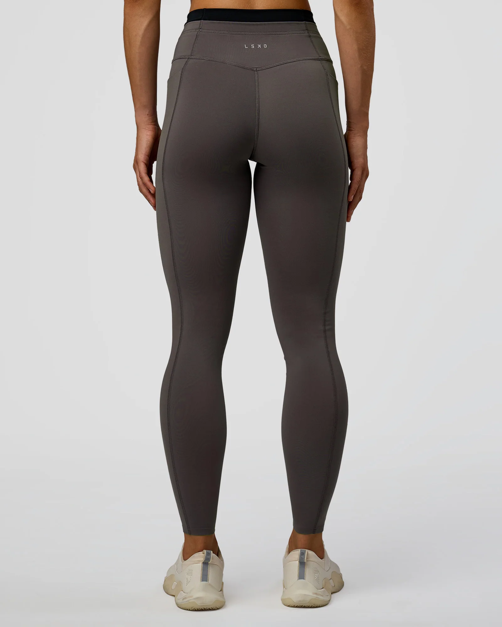 2686-liberate-high-rise-full-length-legging-pockets-duskstone-black-7.webp Liberate High-Rise Full Length Legging Pockets - Duskstone-Black