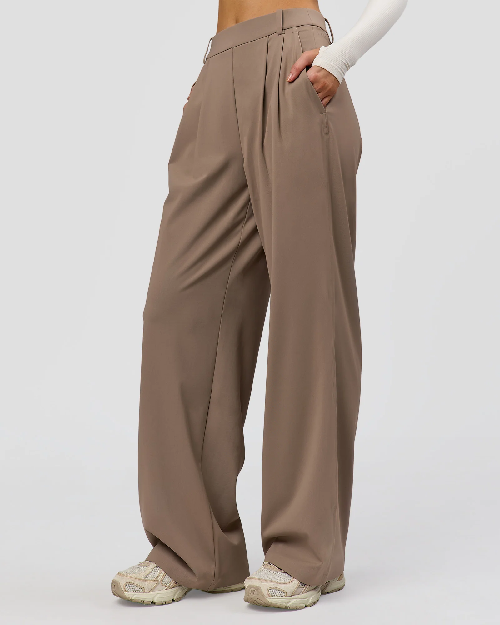 2753-stretchshift-wide-leg-pant-taupe-ash-7.webp StretchShift Wide Leg Pant - Taupe Ash