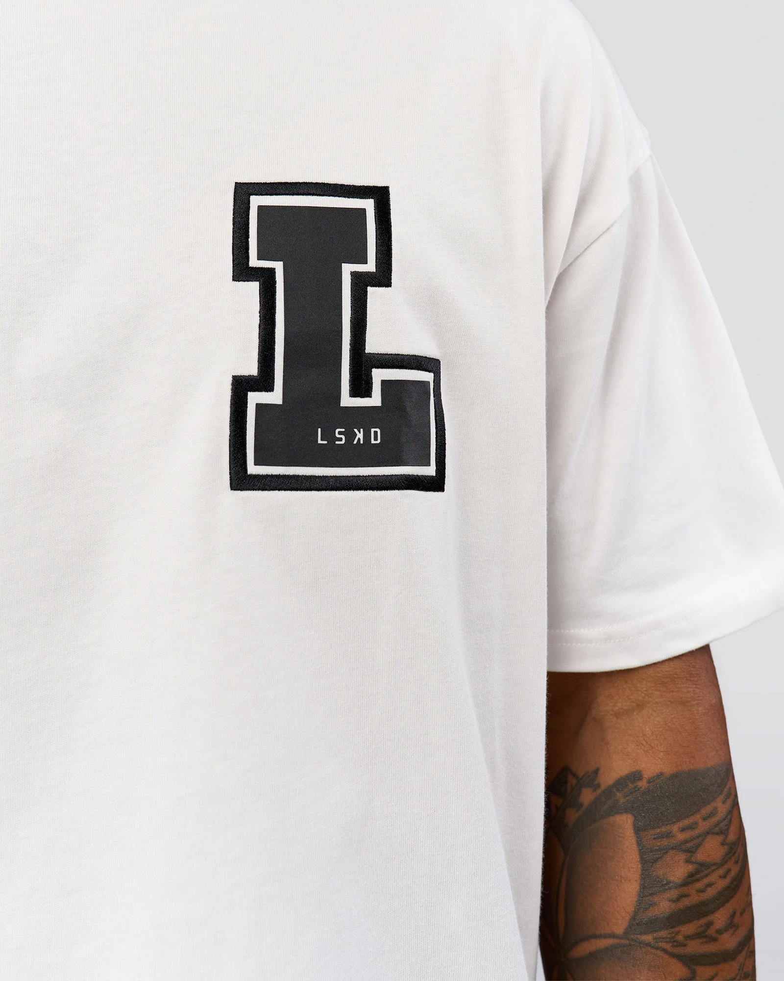 Hype Heavyweight Unisex Oversized Tee - Off White-Black