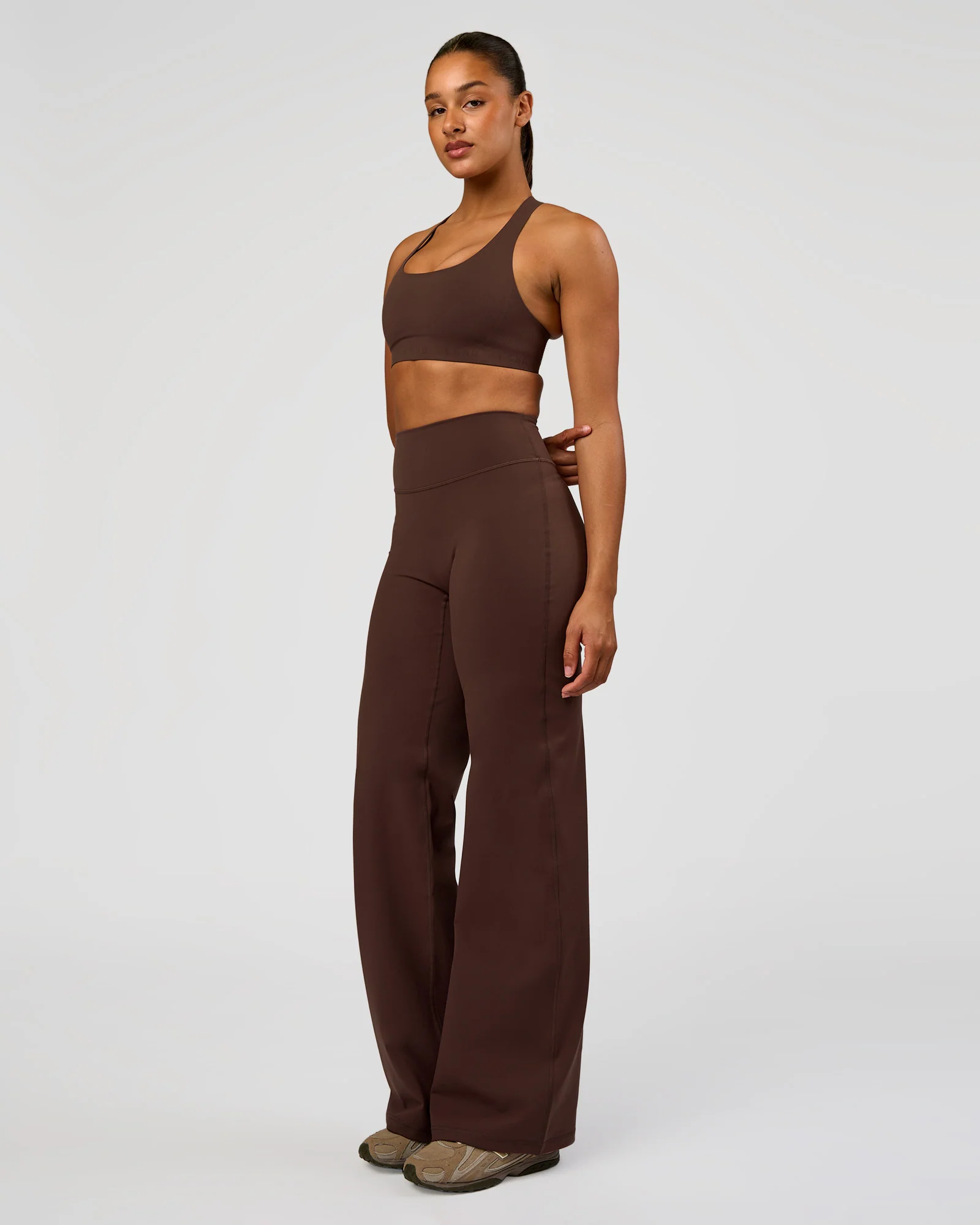 2819-flow-bonded-scoop-neck-sports-bra-hot-chocolate-5.webp Flow Bonded Scoop Neck Sports Bra - Hot Chocolate
