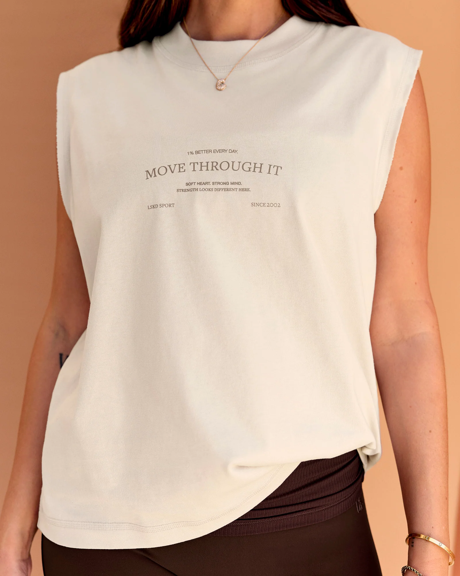 2845-cf-unisex-oversized-heavyweight-boxed-tank-clay-cf-move-through-it-2.webp CF Unisex Oversized Heavyweight Boxed Tank - Clay-CF Move Through It