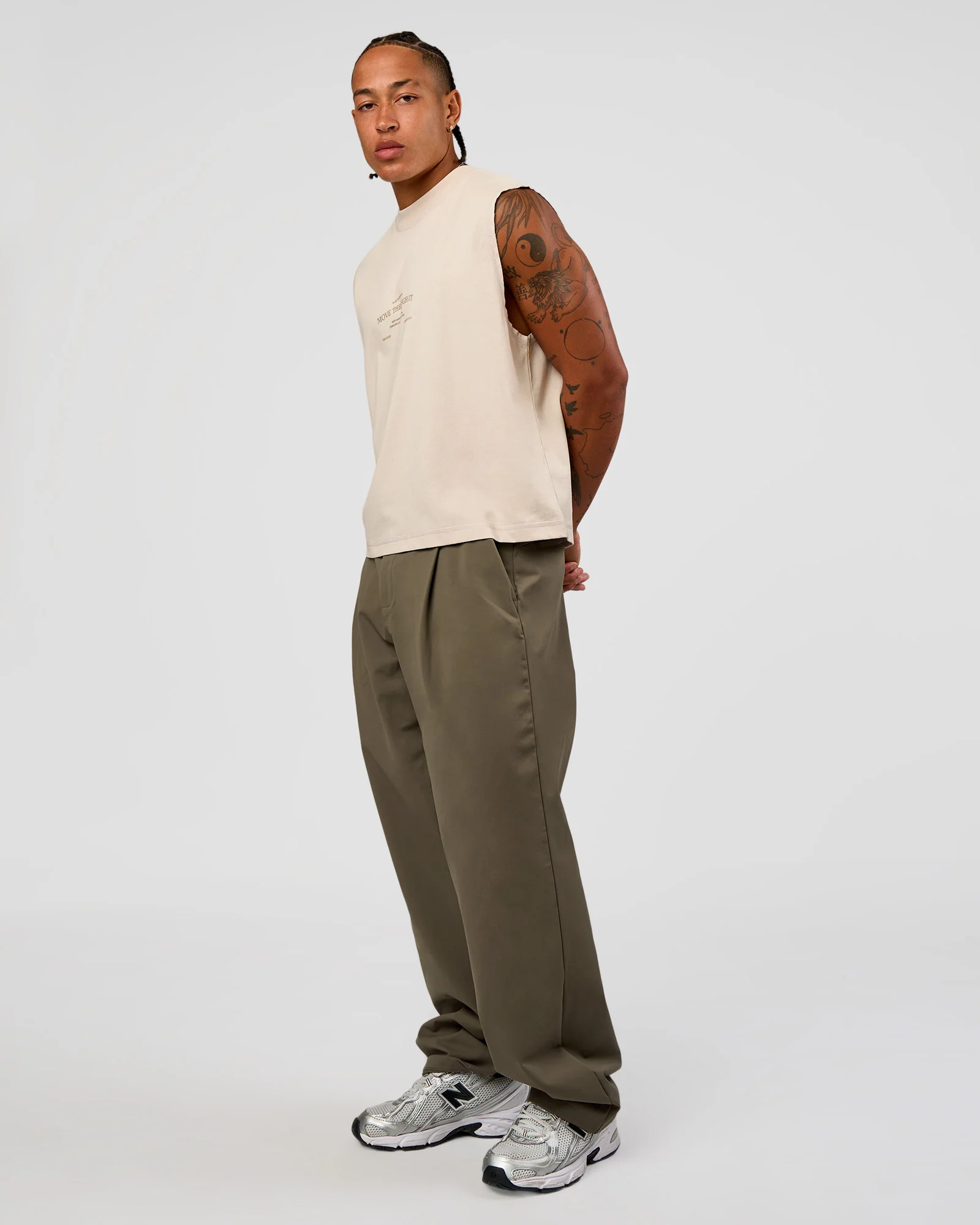 2845-cf-unisex-oversized-heavyweight-boxed-tank-clay-cf-move-through-it-8.webp CF Unisex Oversized Heavyweight Boxed Tank - Clay-CF Move Through It