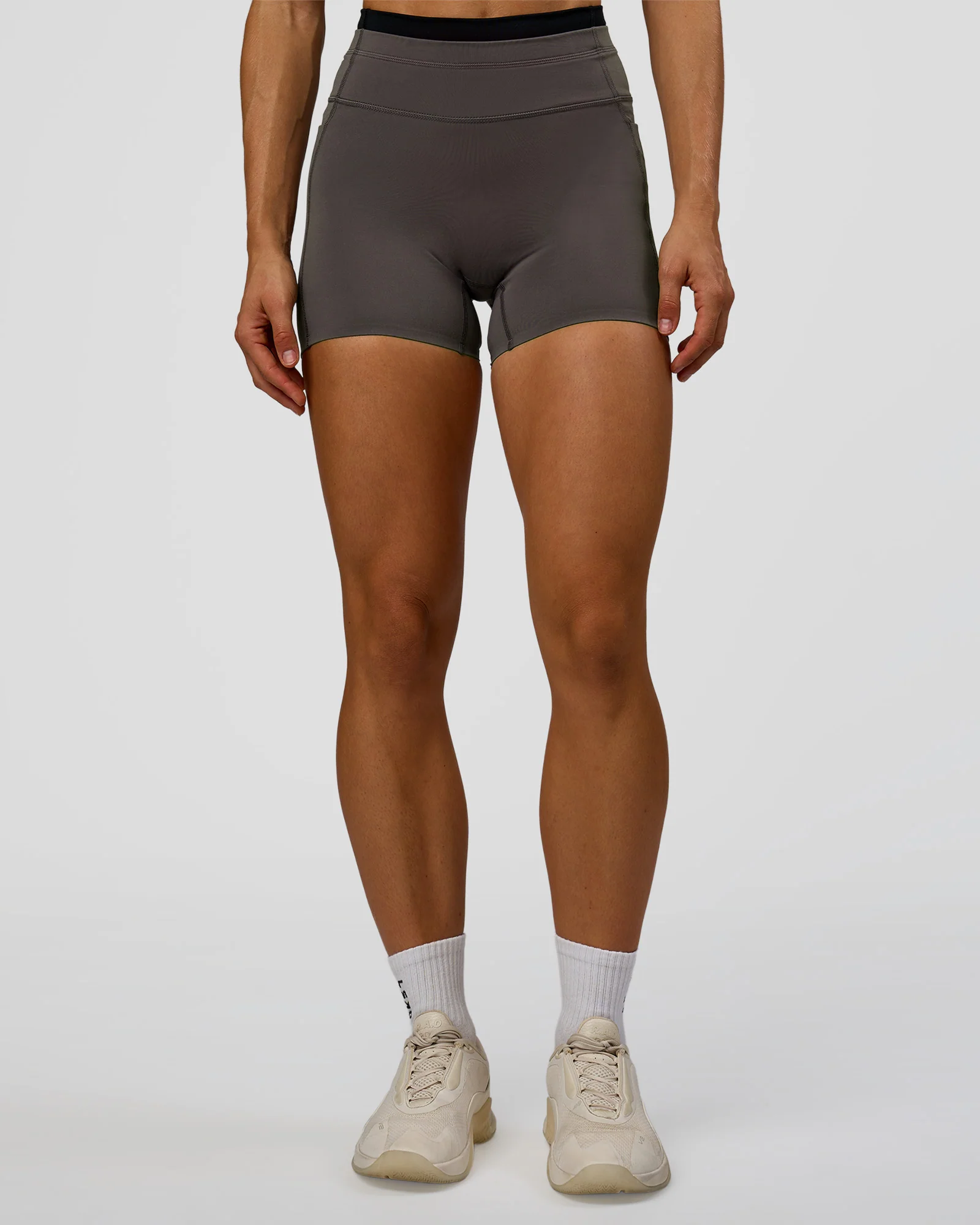 2916-liberate-high-rise-4-short-pockets-duskstone-black-6.webp Liberate High-Rise 4" Short Pockets - Duskstone-Black