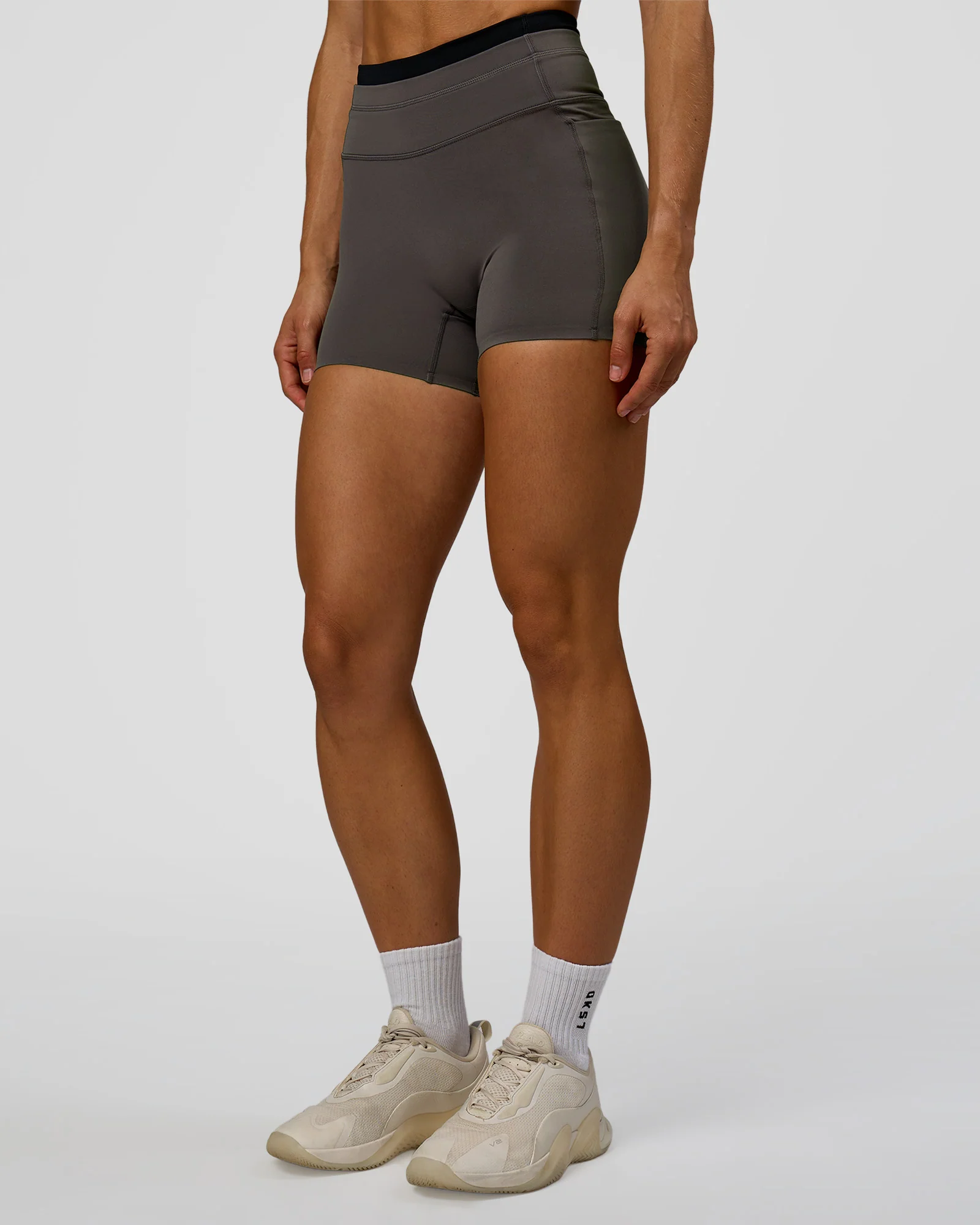 2916-liberate-high-rise-4-short-pockets-duskstone-black-7.webp Liberate High-Rise 4" Short Pockets - Duskstone-Black