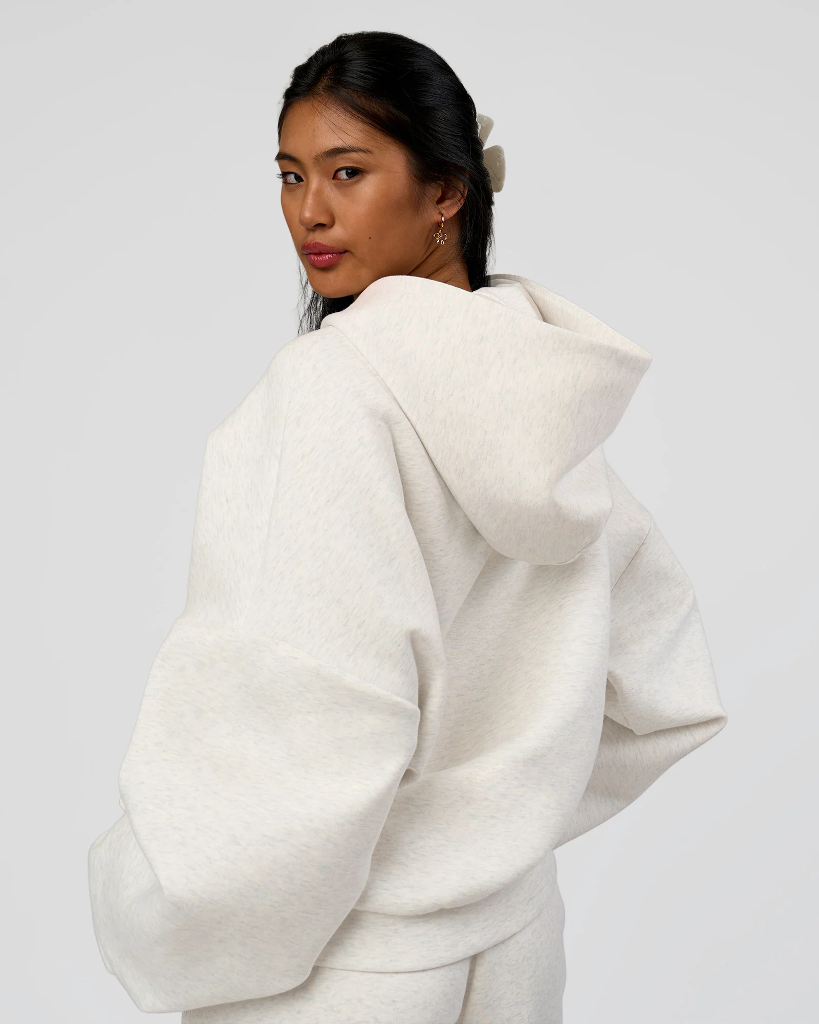 2925-afterdark-zerocrease-oversized-hoodie-silver-marl-8.webp AfterDark ZeroCrease Oversized Hoodie - Silver Marl