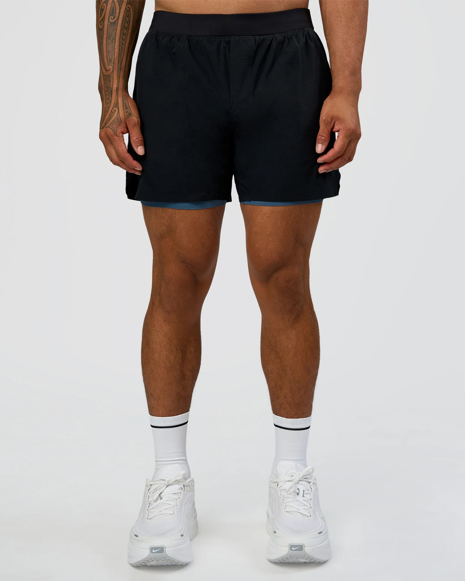 2970-hybrid-lined-5-short-black-indigo-1.webp Hybrid Lined 5" Short - Black-Indigo