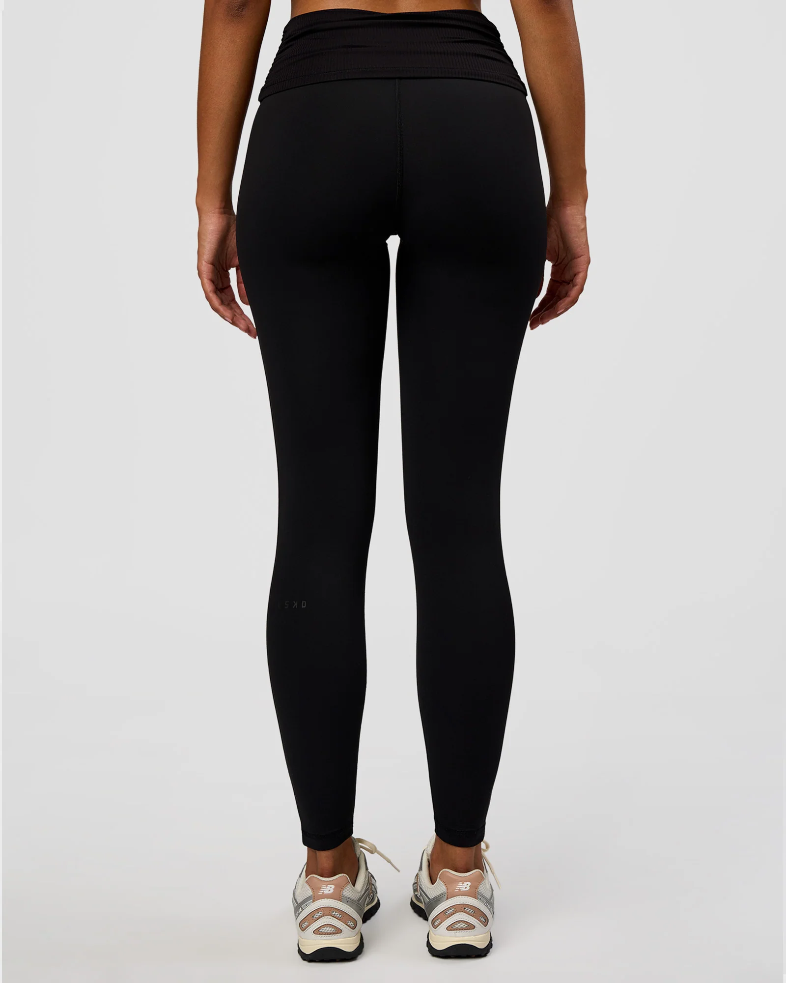2978-cf-fold-over-high-rise-full-length-legging-black-3.webp CF Fold Over High-Rise Full Length Legging - Black