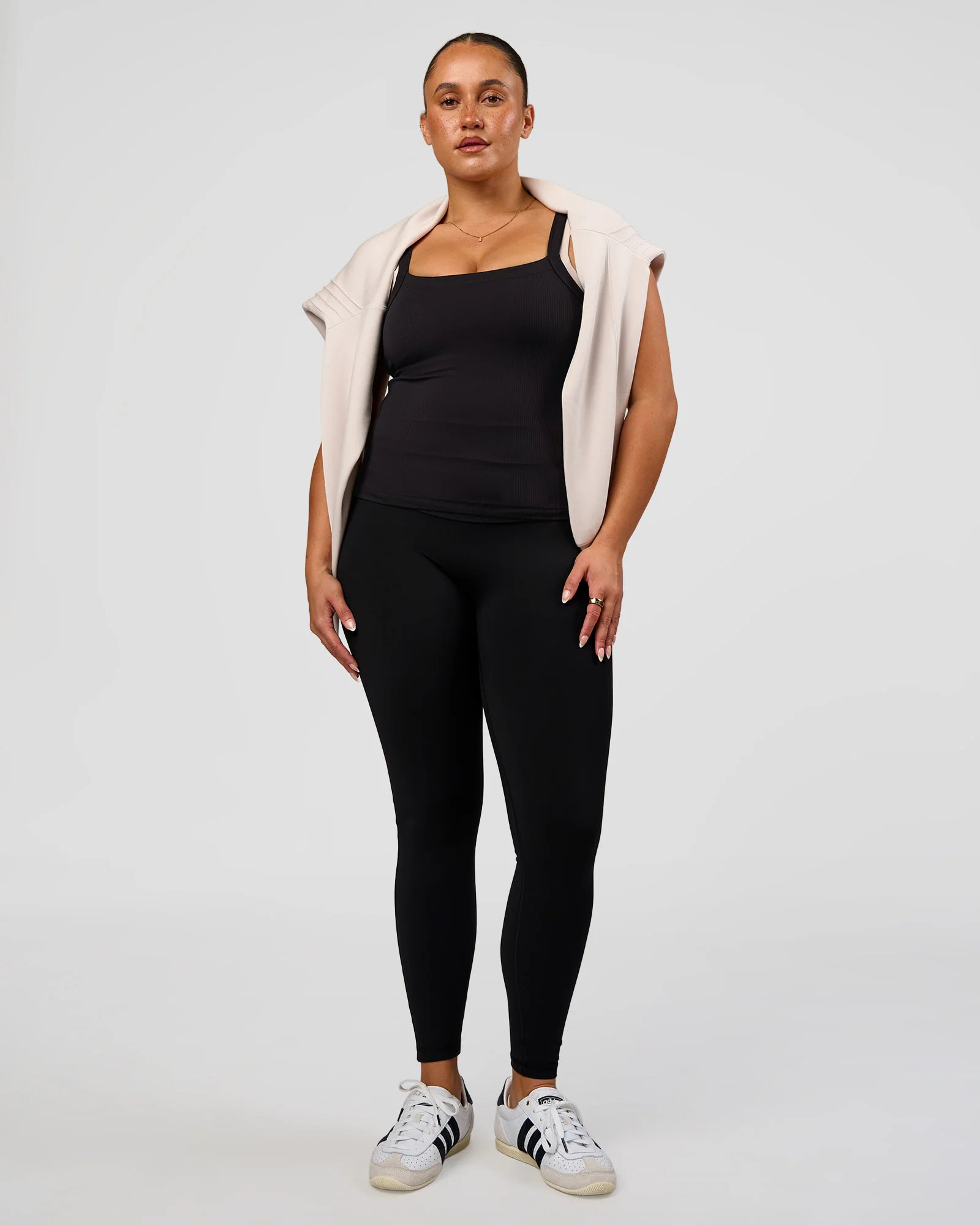 2978-cf-fold-over-high-rise-full-length-legging-black-4.webp CF Fold Over High-Rise Full Length Legging - Black