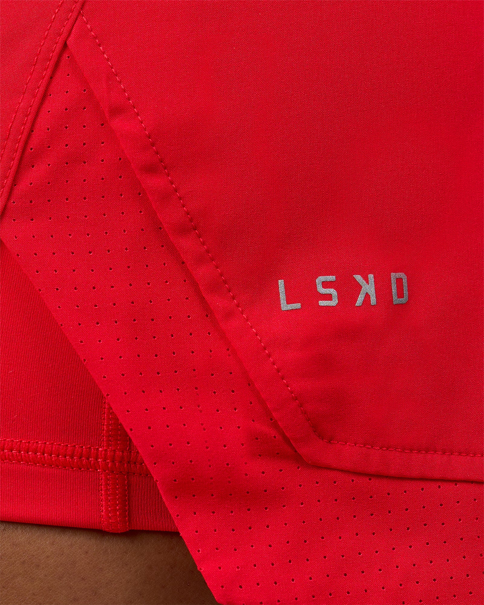 3107-challenger-5-lined-performance-short-scarlet-5.jpg Challenger 5" Lined Performance Short - Scarlet